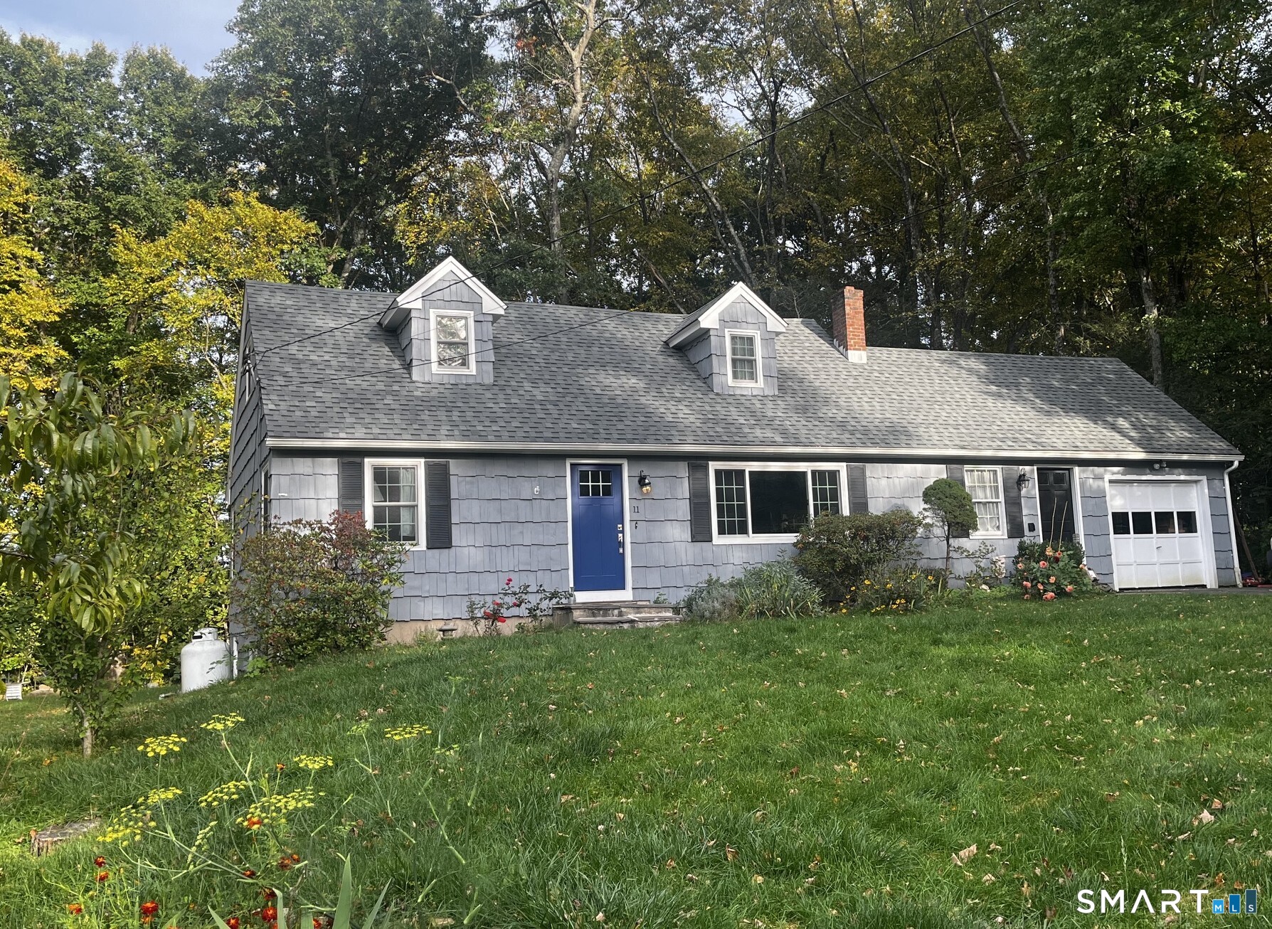 Foto 1 de Casa en venta en 11 Flax Hill Road, Brookfield, CT — $595,000