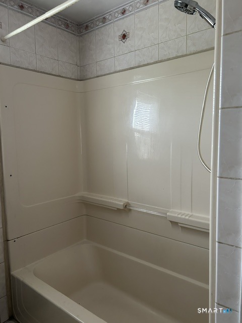 42 Girard Avenue photo 13