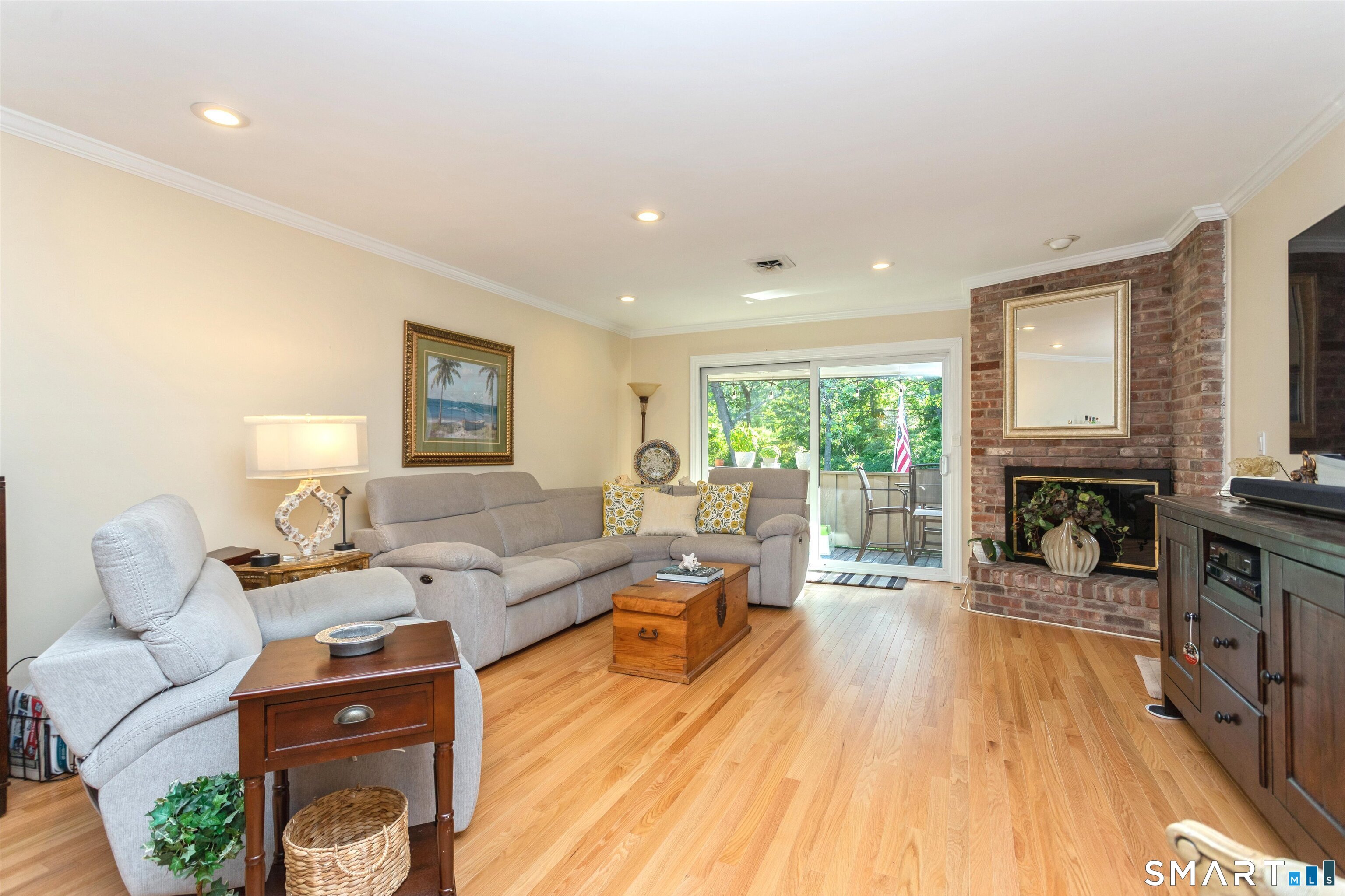 Foto 4 de Condominio en renta en 98 Gillies Lane #98, Norwalk, CT — $3,400/mes