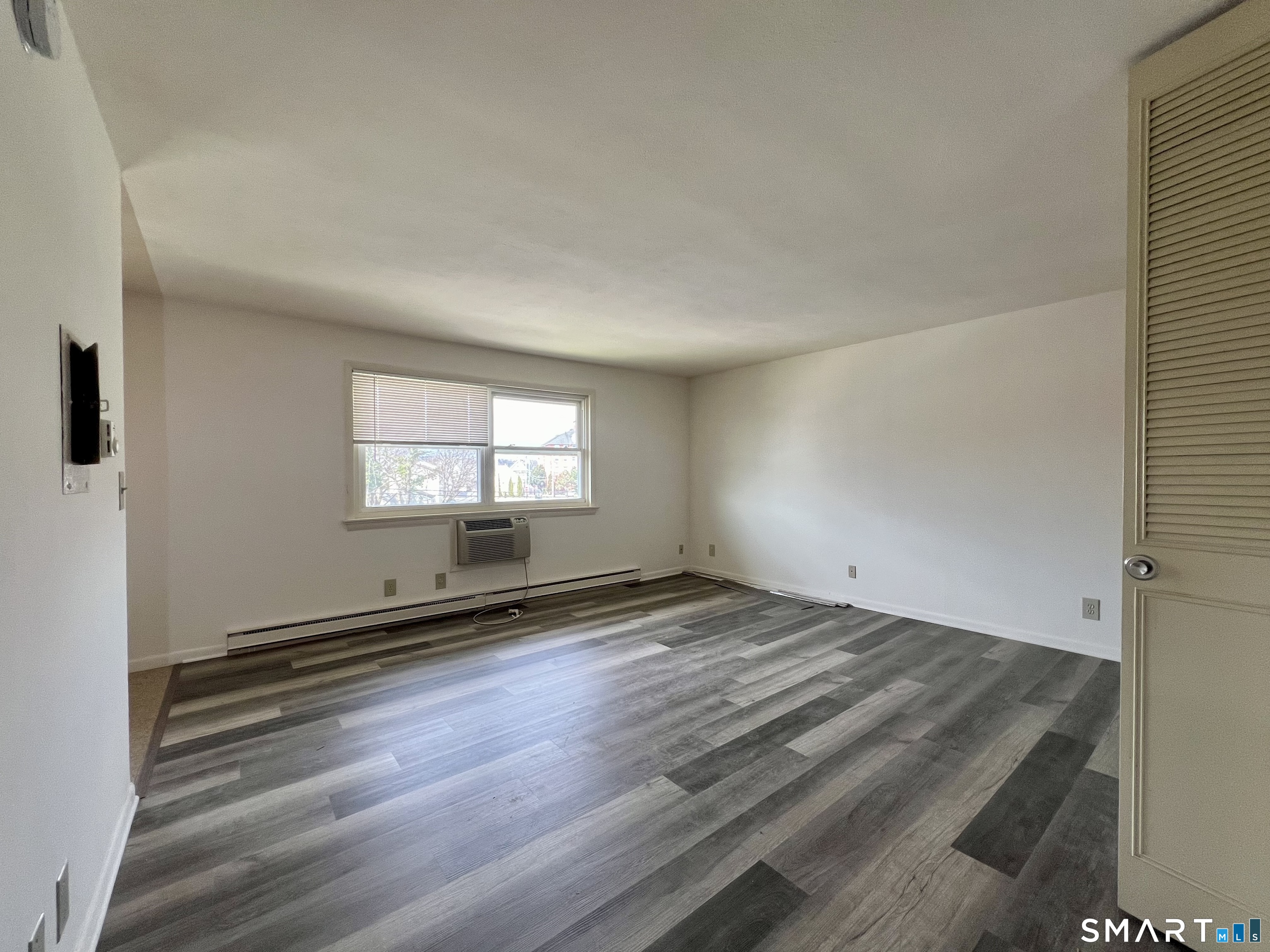 Foto 2 de Apartamento en renta en 35 Beers Street #306, Bridgeport, CT — $1,295/mes