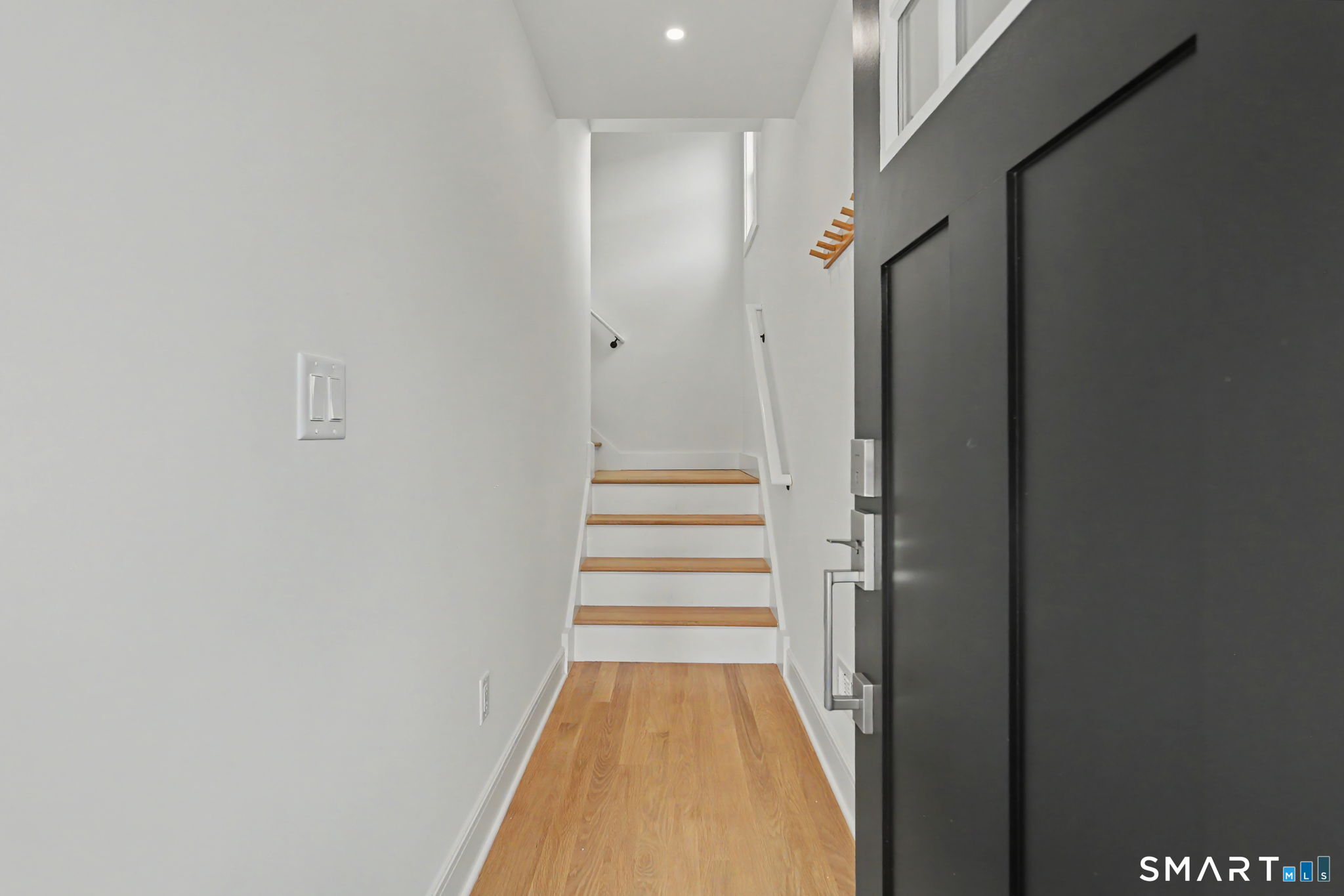 43 Helen photo 18