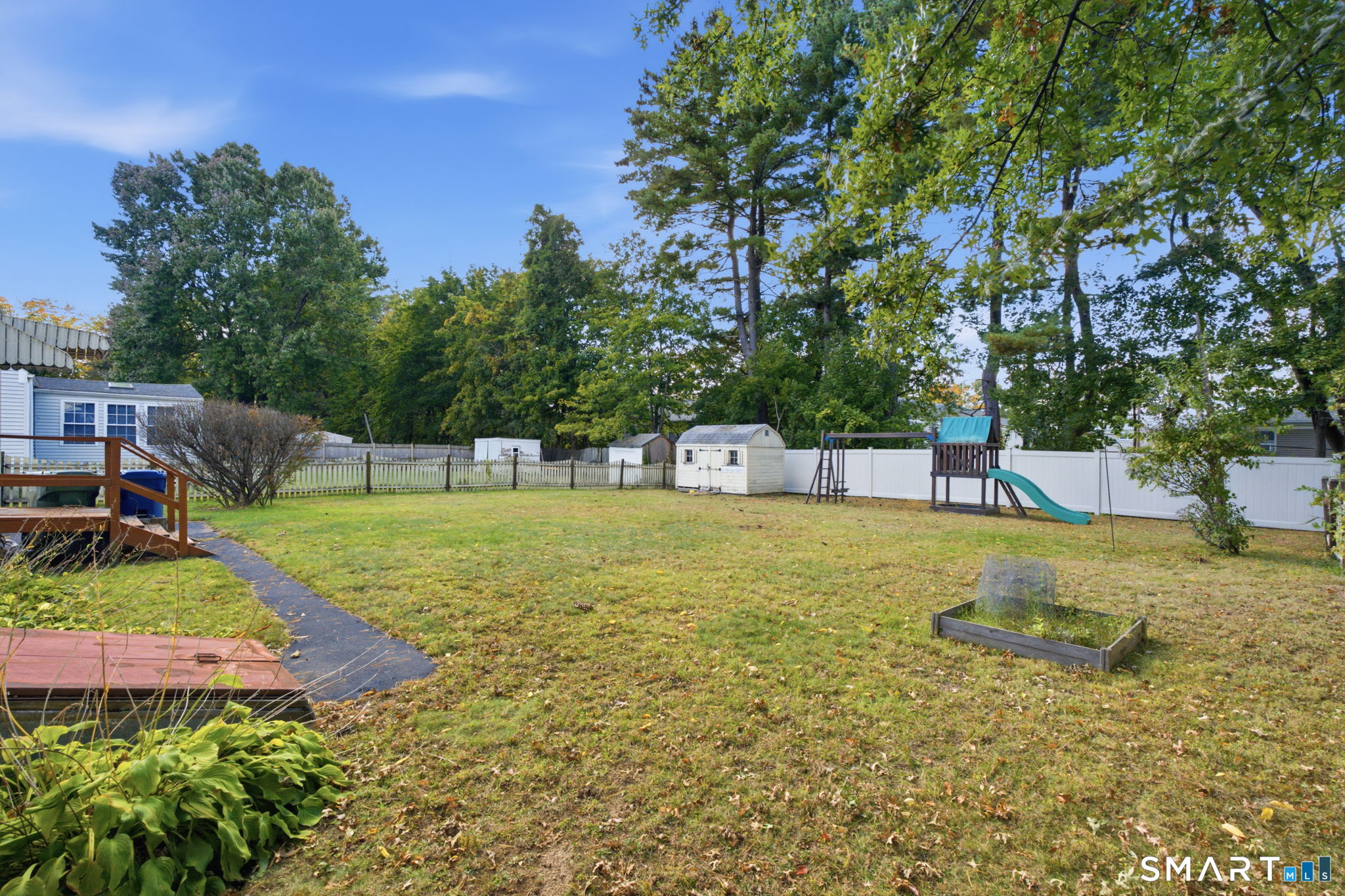 281 Deerfield Road photo 27