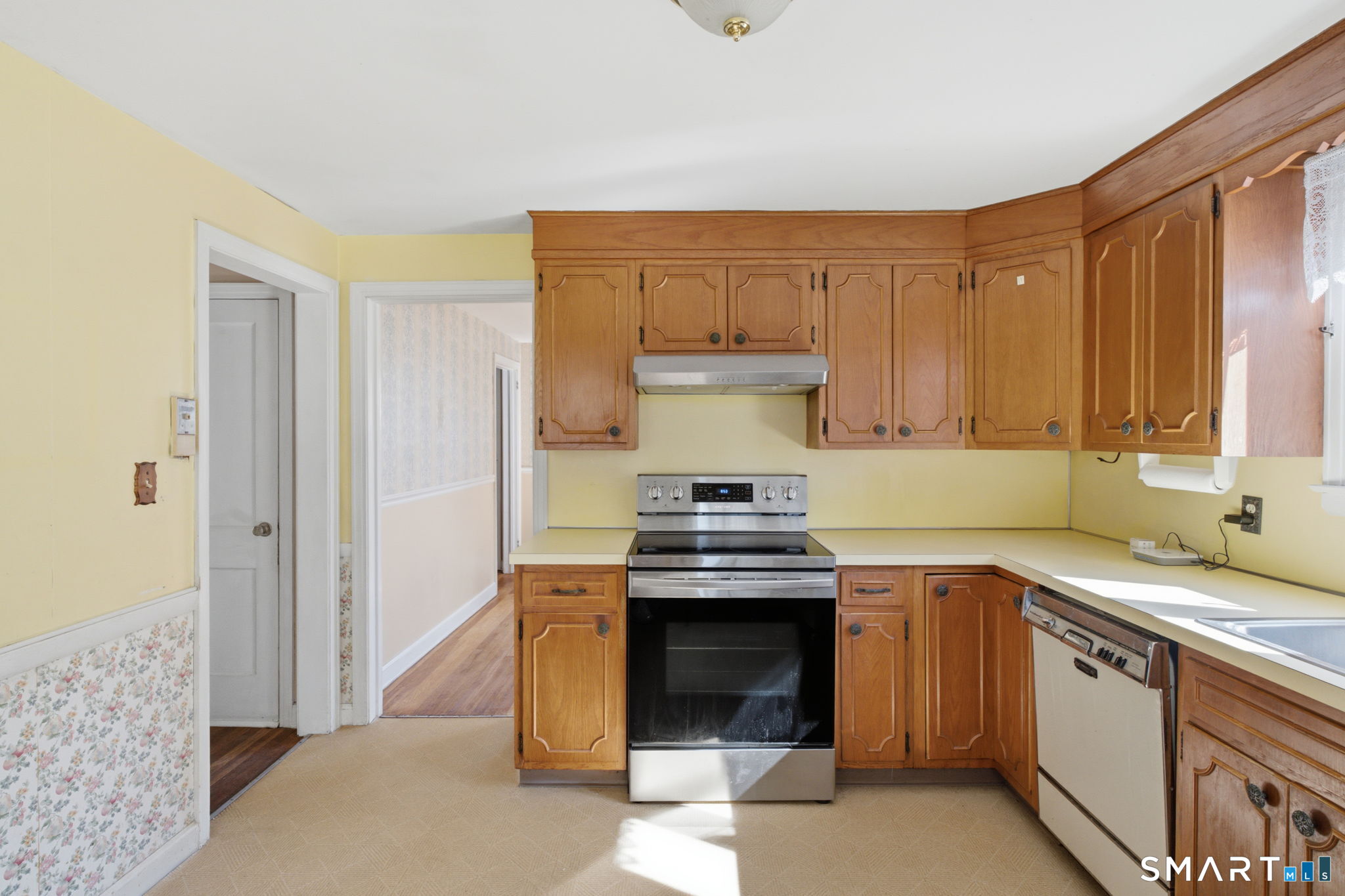 281 Deerfield Road photo 12