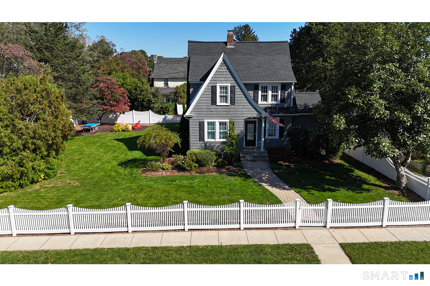 Foto 1 de Casa en venta en 85 Newman Place, Fairfield, CT — $989,000