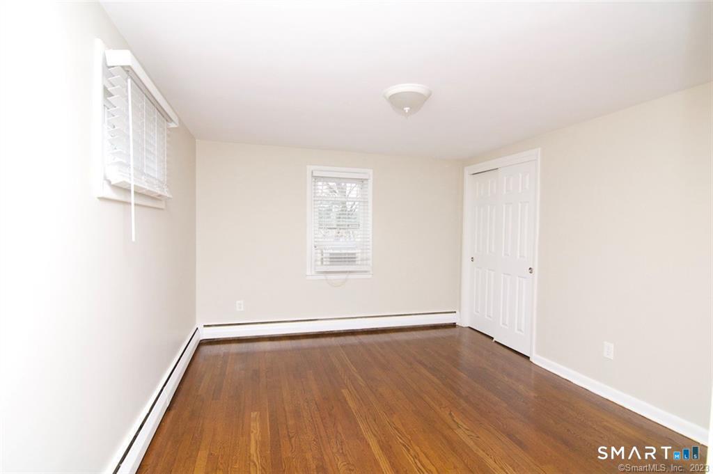 Foto 9 de Apartamento en renta en 90 Highview Avenue #2Nd Floor, Stamford, CT — $2,350/mes