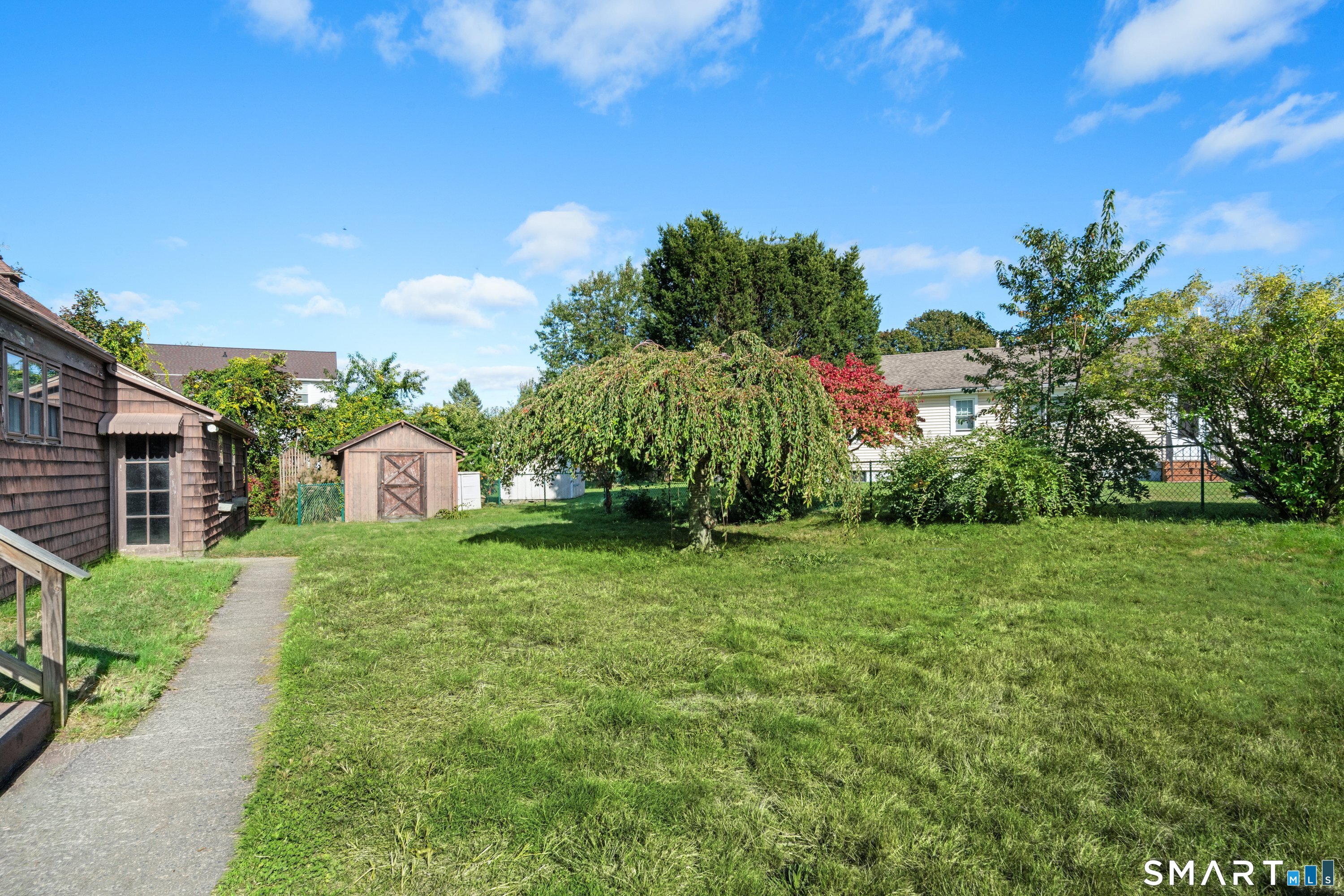 559 Oak Bluff photo 8
