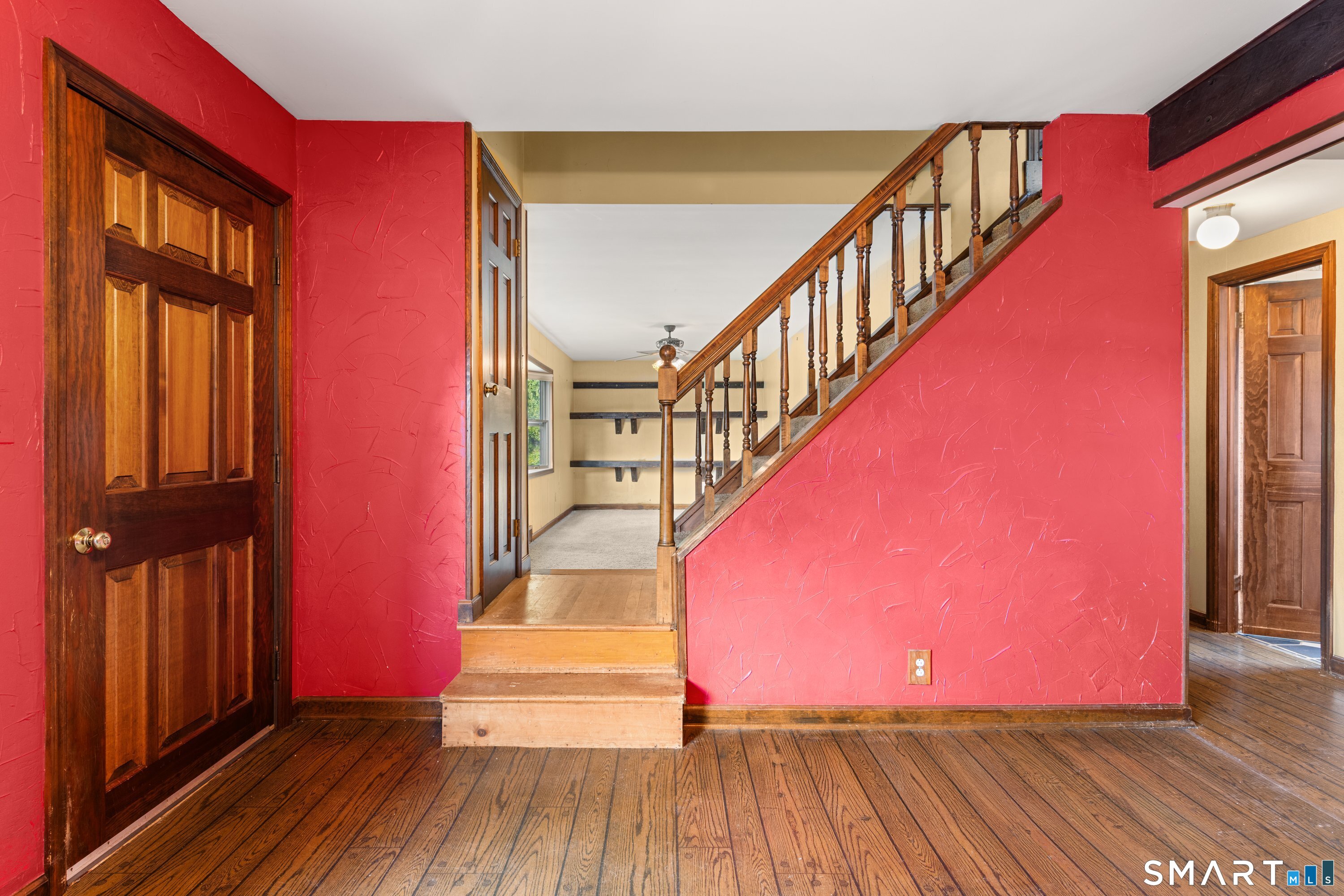 559 Oak Bluff photo 9