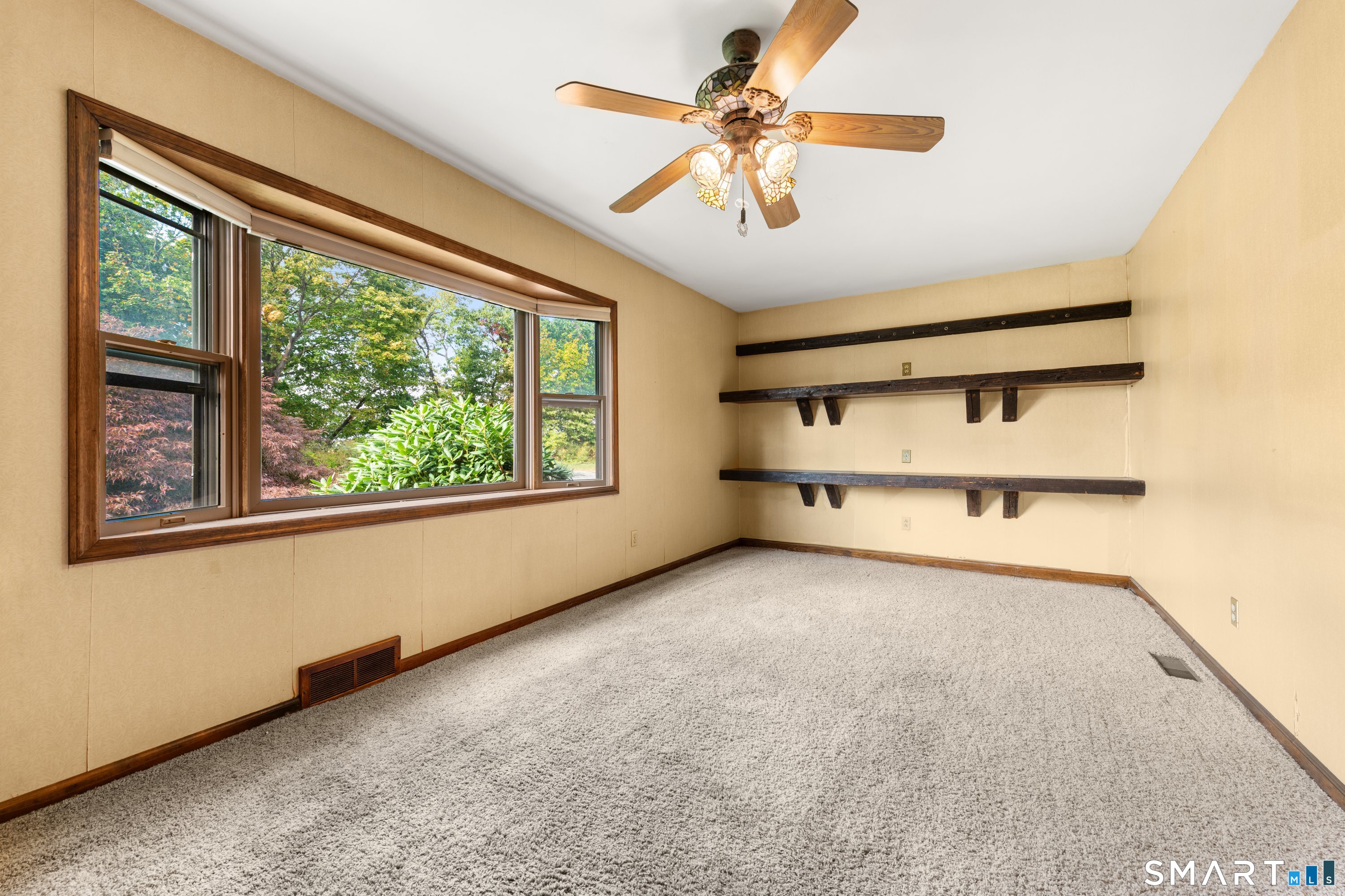 559 Oak Bluff photo 22