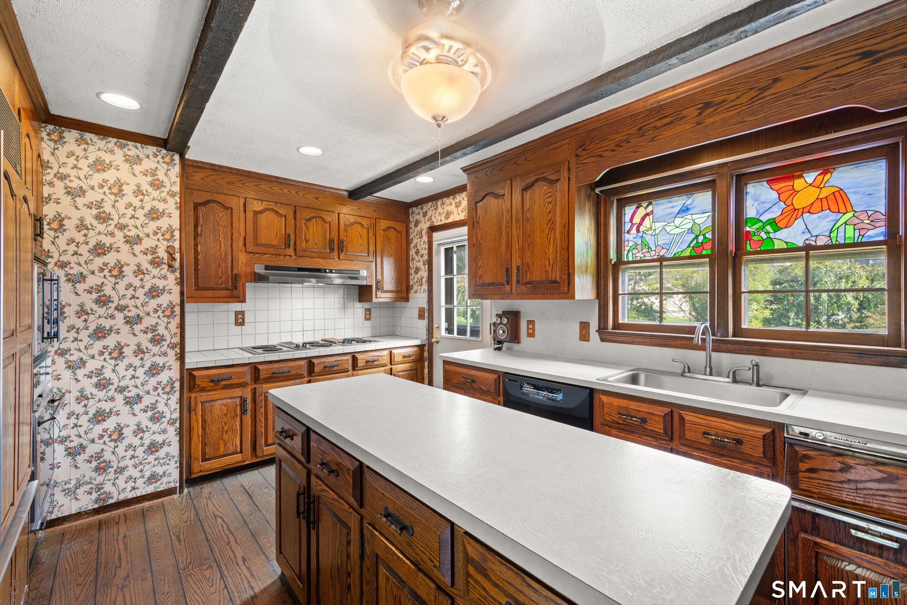 559 Oak Bluff photo 14
