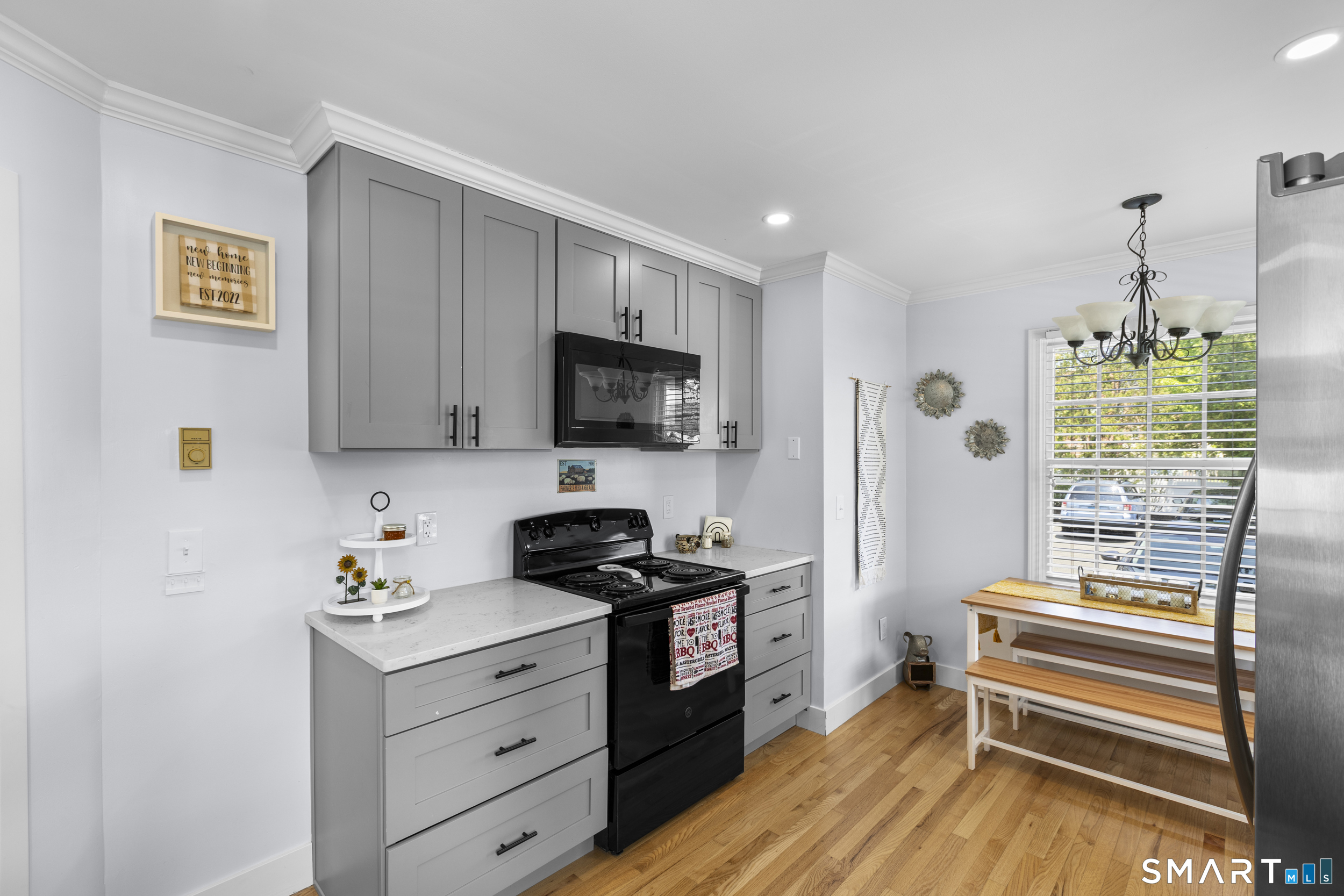 Foto 4 de Condominio en renta en 15-17 Boughton Street #1-1, Danbury, CT — $2,600/mes
