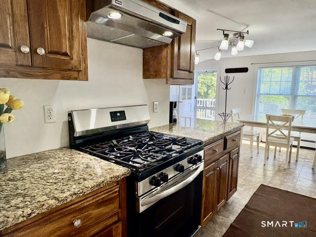 10 Wild Rose Road, Westport, Connecticut photo 4