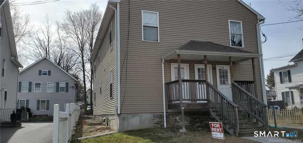 Foto 2 de Apartamento en renta en 18 Montgomery Street #2, Danbury, CT — $1,900/mes