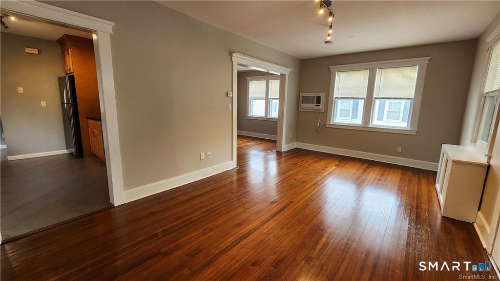 Foto 5 de Casa en renta en 60 Houston Terrace #A, Stamford, CT — $3,350/mes