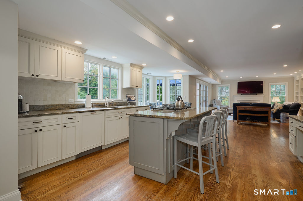 14 High Point Road — photo 12