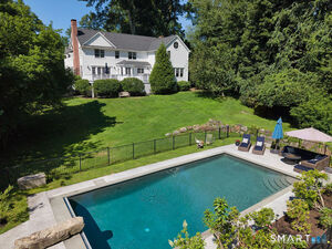 14 High Point, Westport