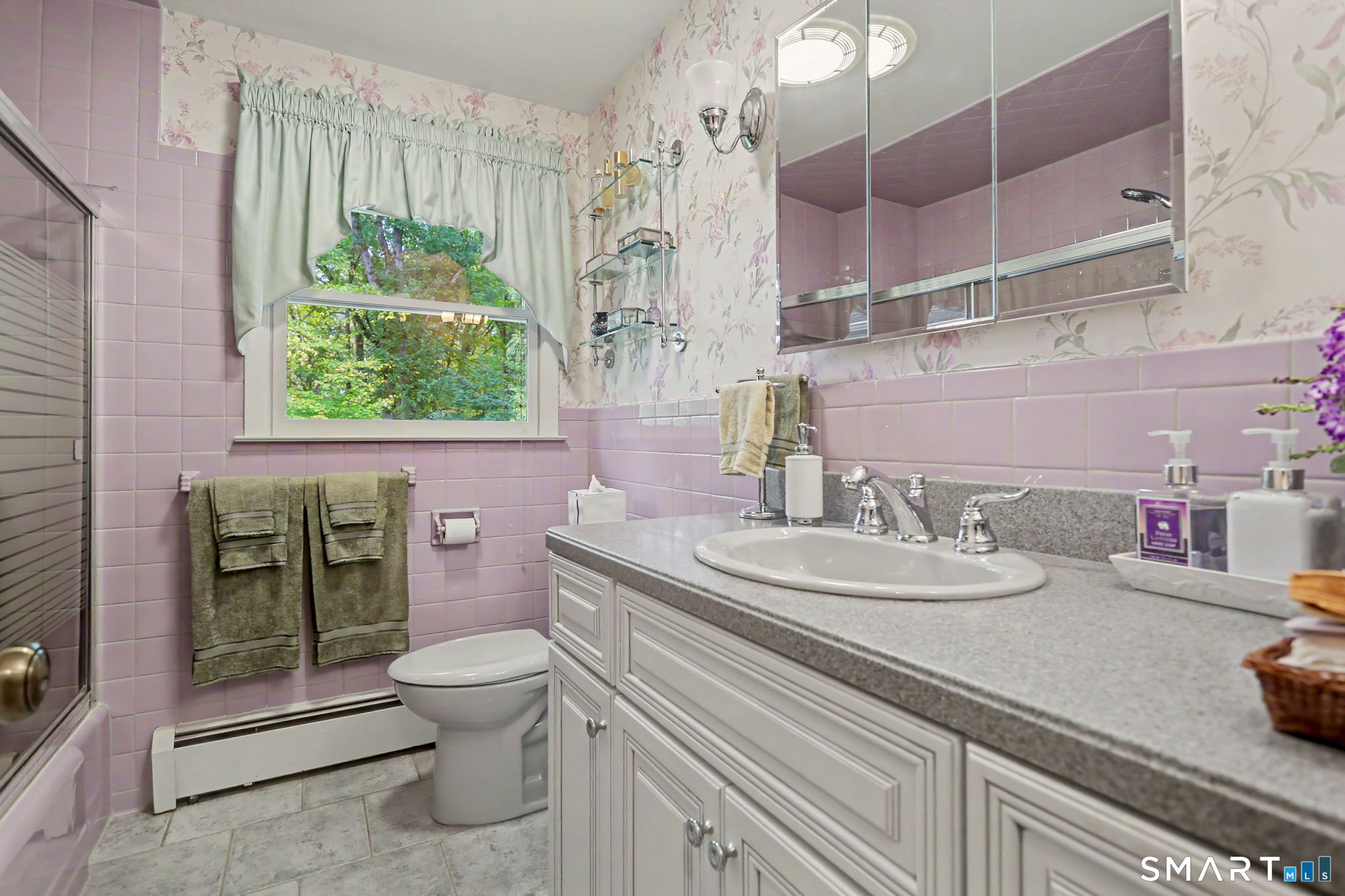 8 Woodfield Drive — photo 15