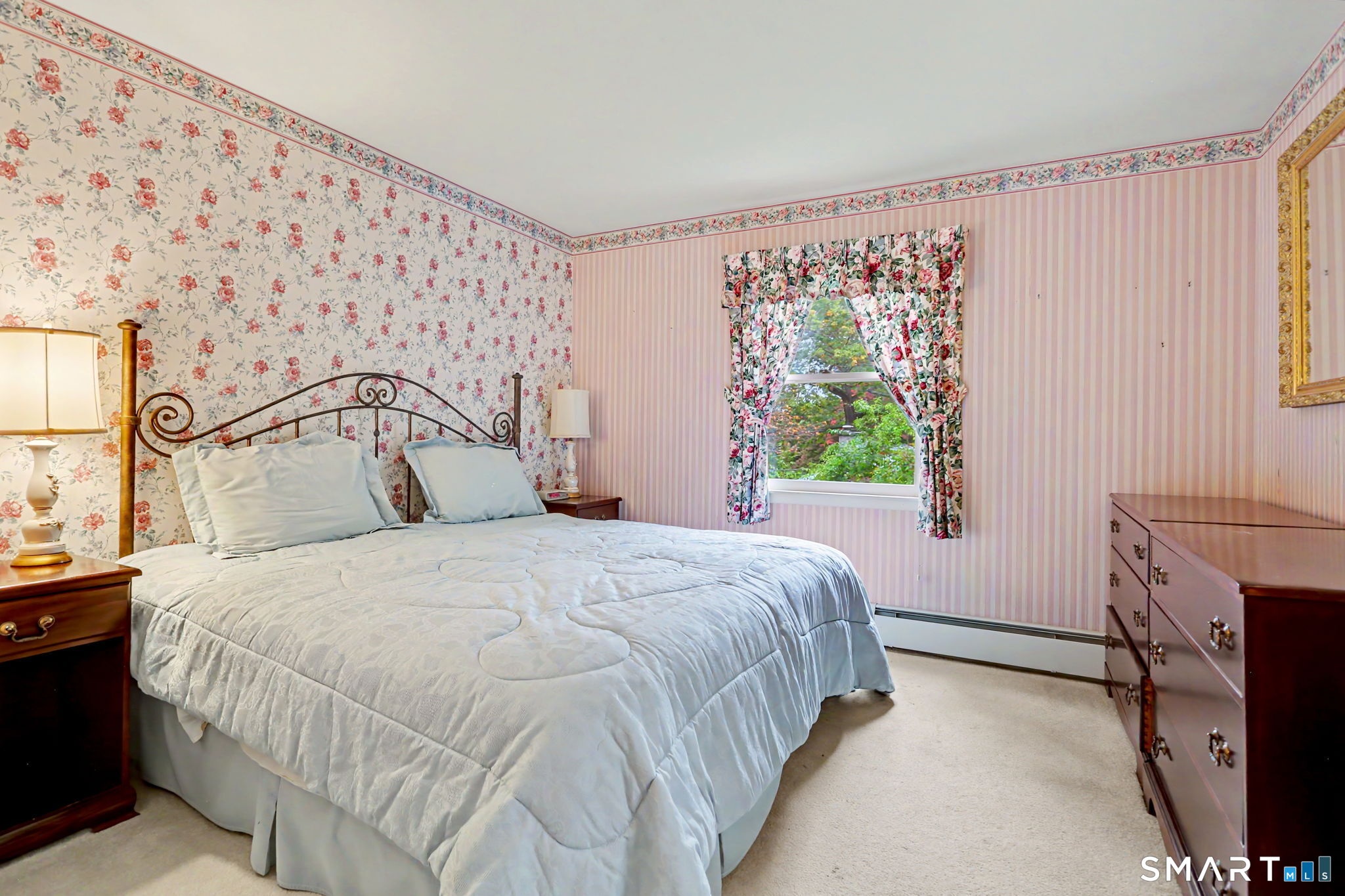 8 Woodfield Drive — photo 17