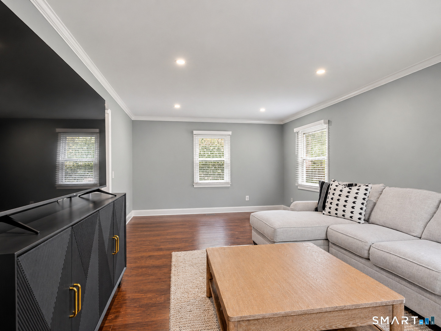 218 Stamford Avenue — photo 10
