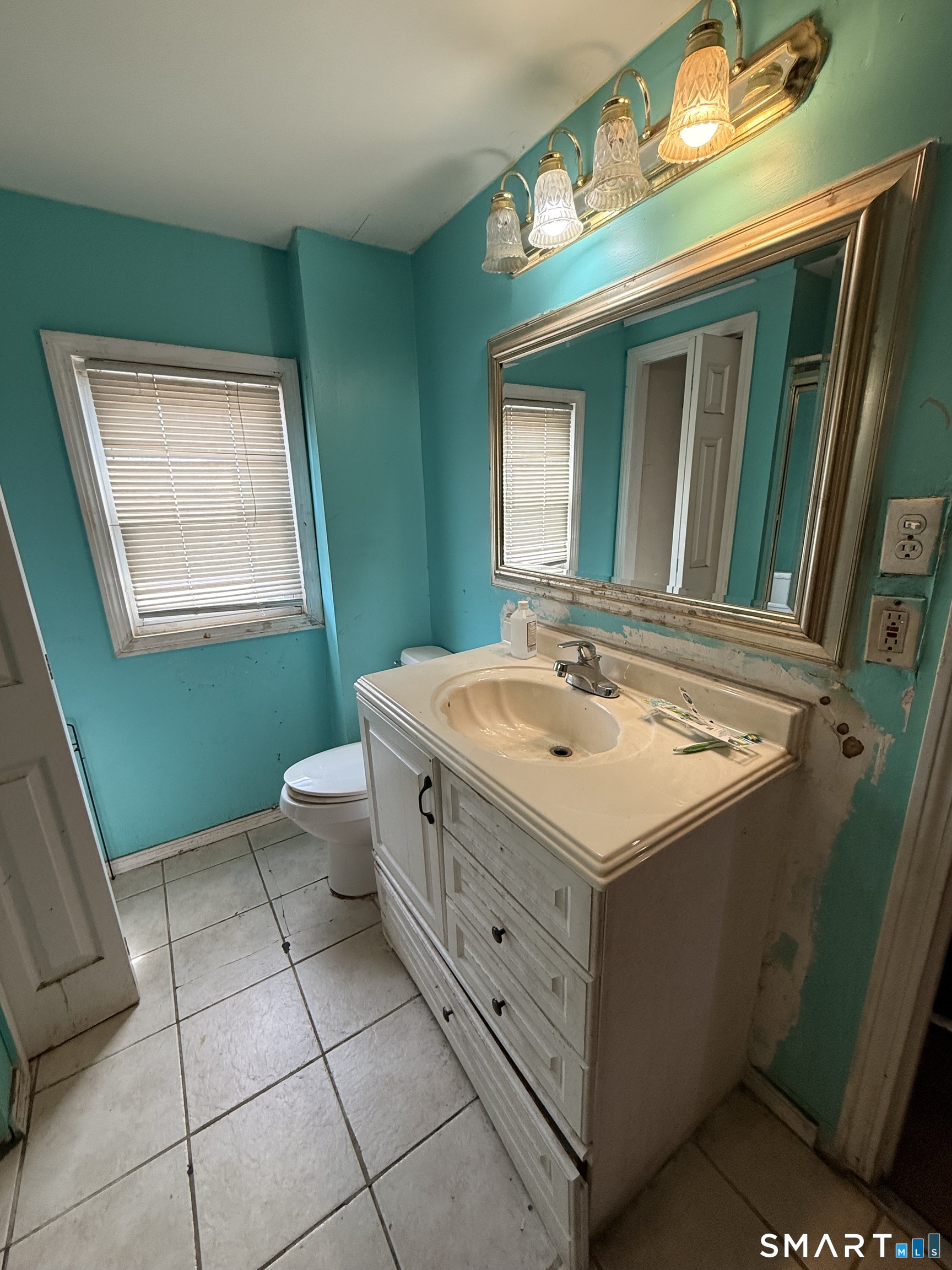 1547 Stratford photo 18
