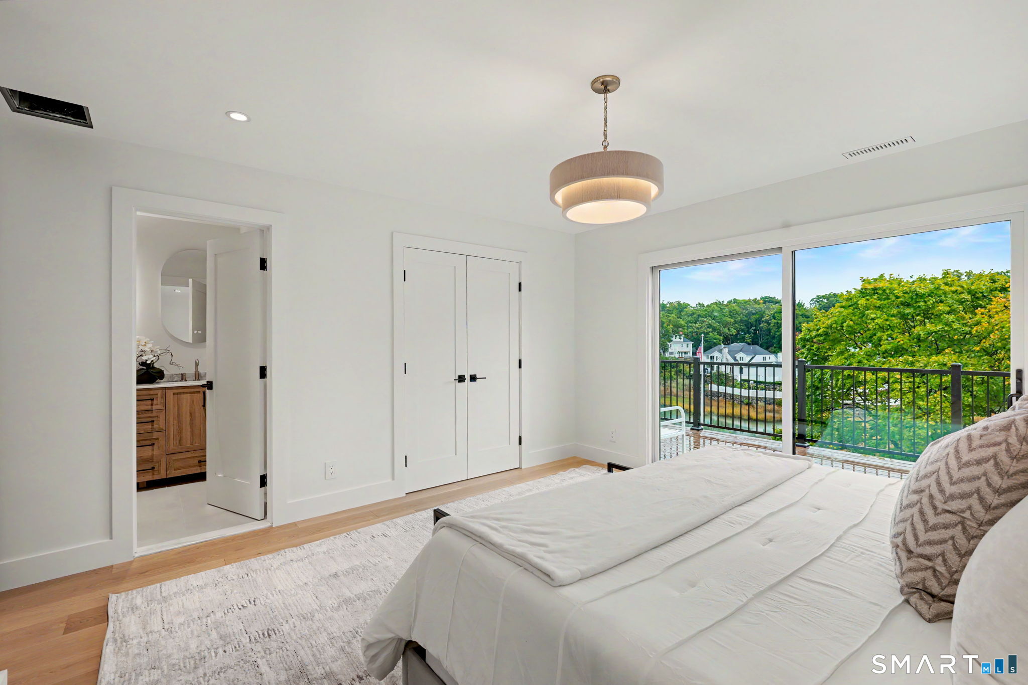 19 Davenport photo 19