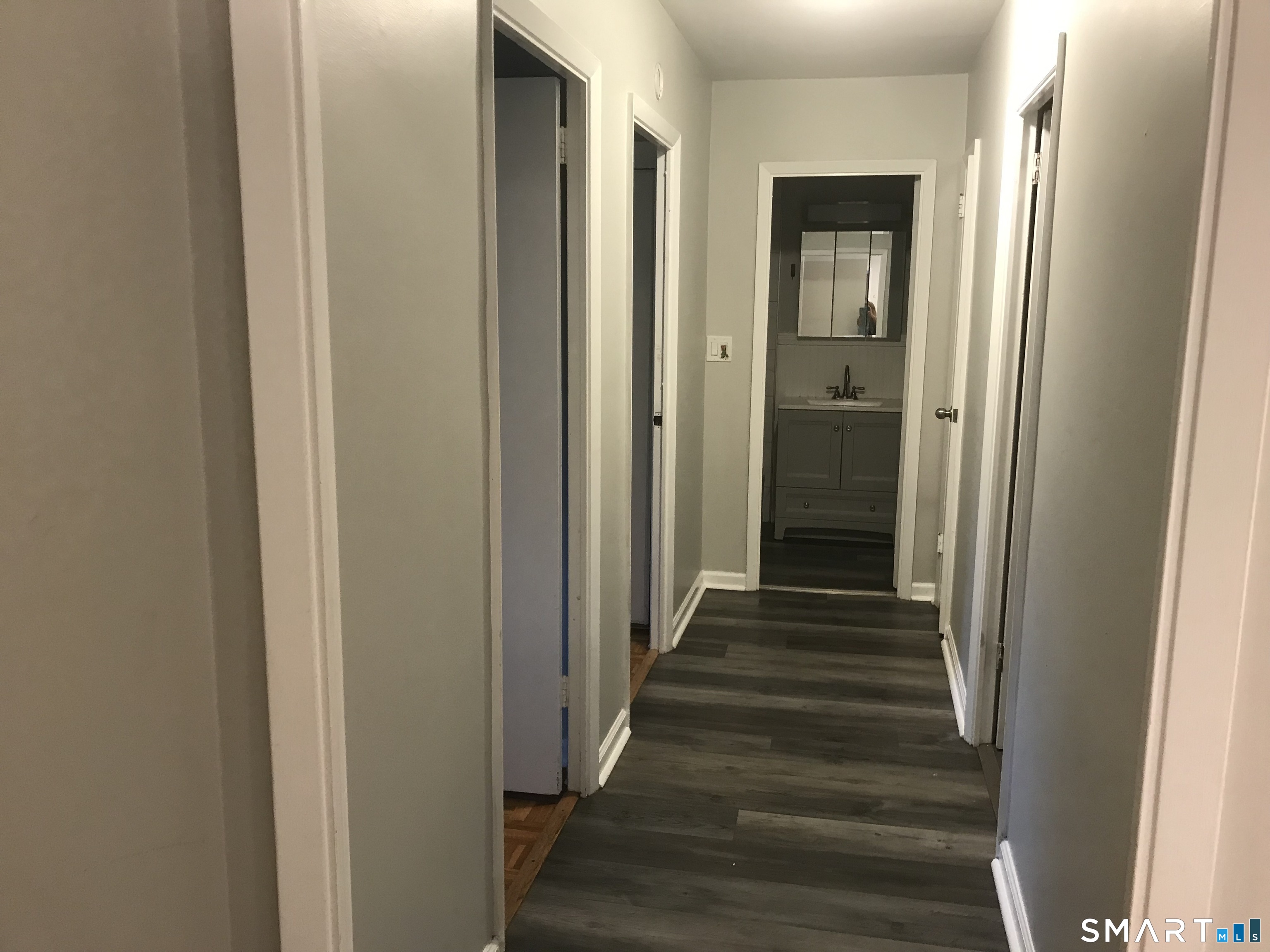 Foto 7 de Condominio en renta en 25 Cartright Street #3F, Bridgeport, CT — $2,400/mes