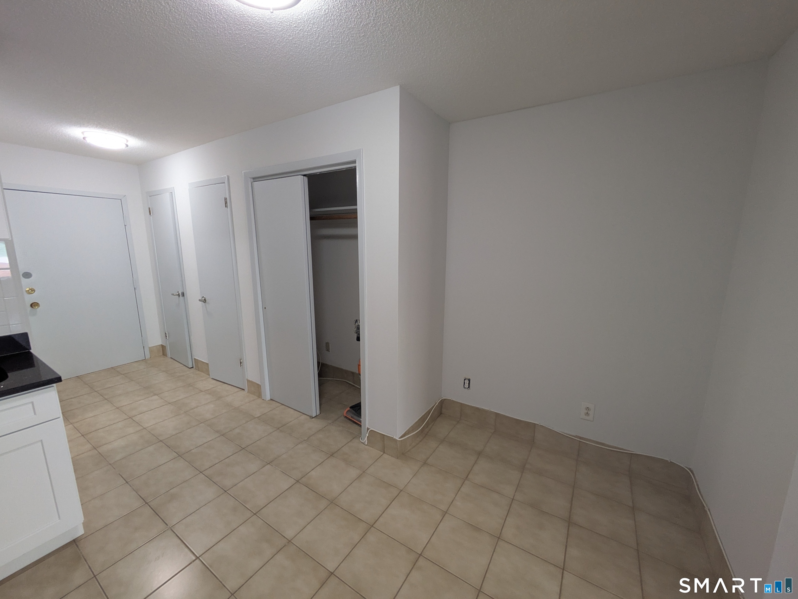 Foto 6 de Apartamento en renta en 289 Main Avenue #37, Norwalk, CT — $1,750/mes