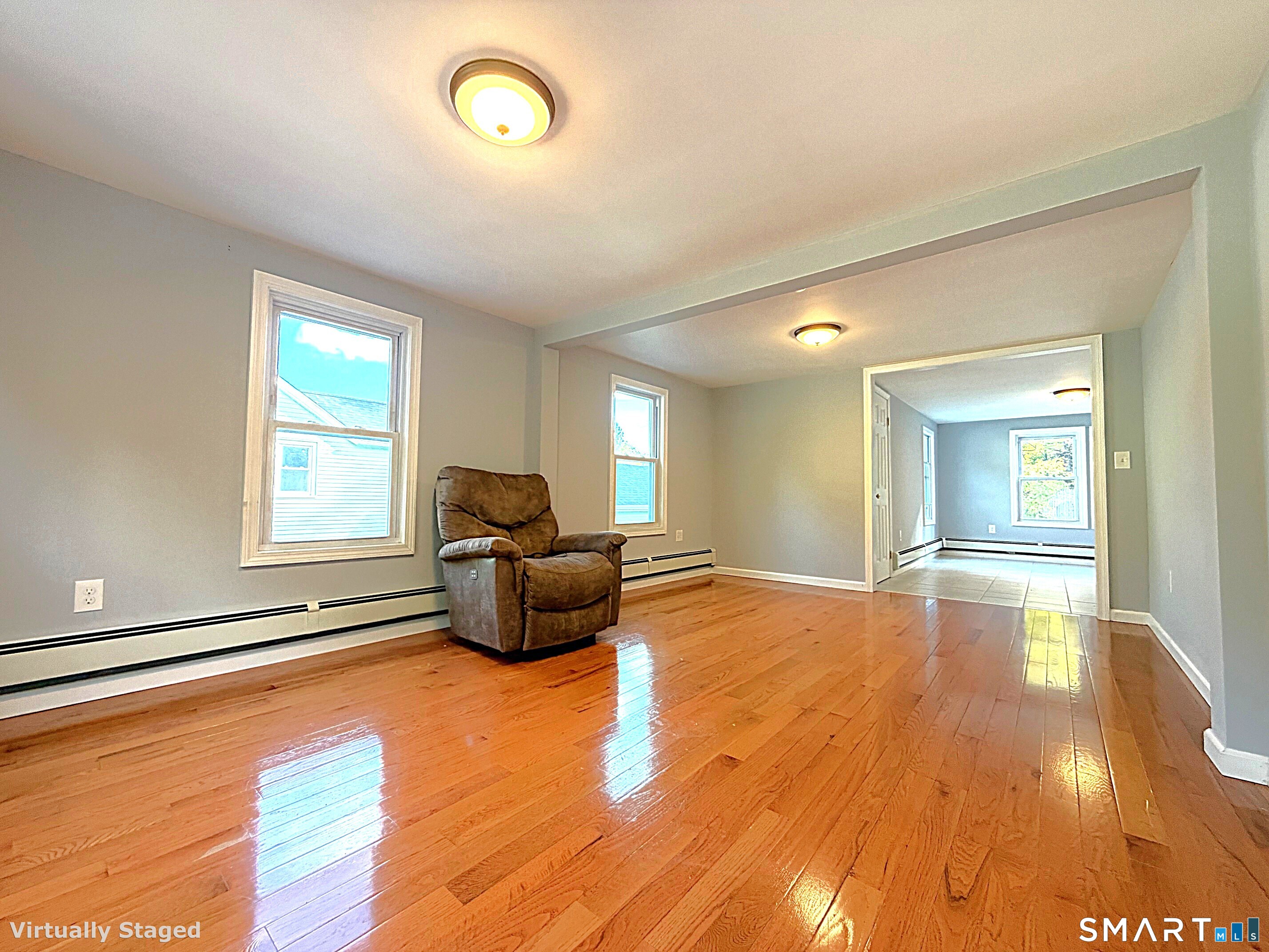 25 Railroad Avenue