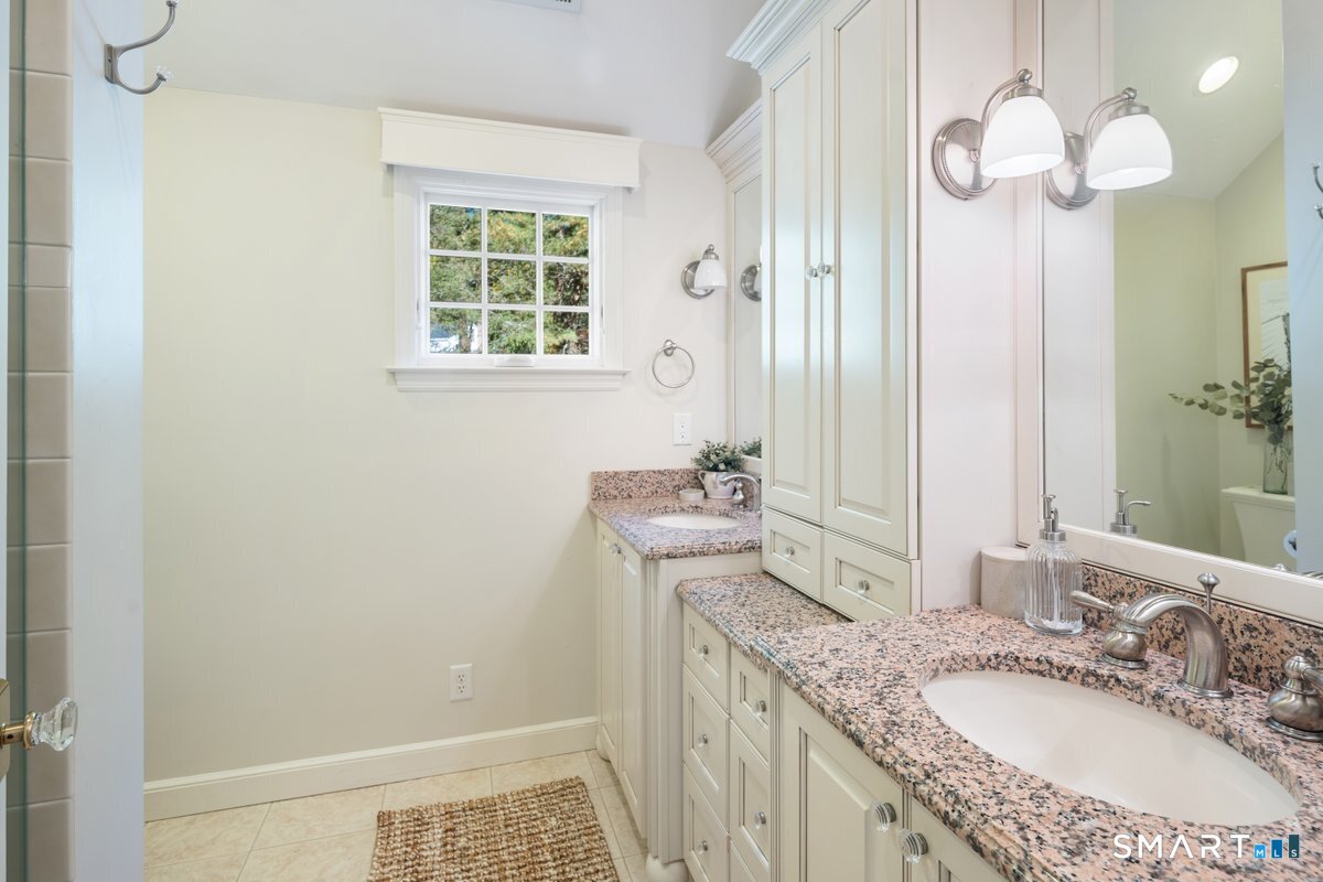 8 Spicewood photo 23