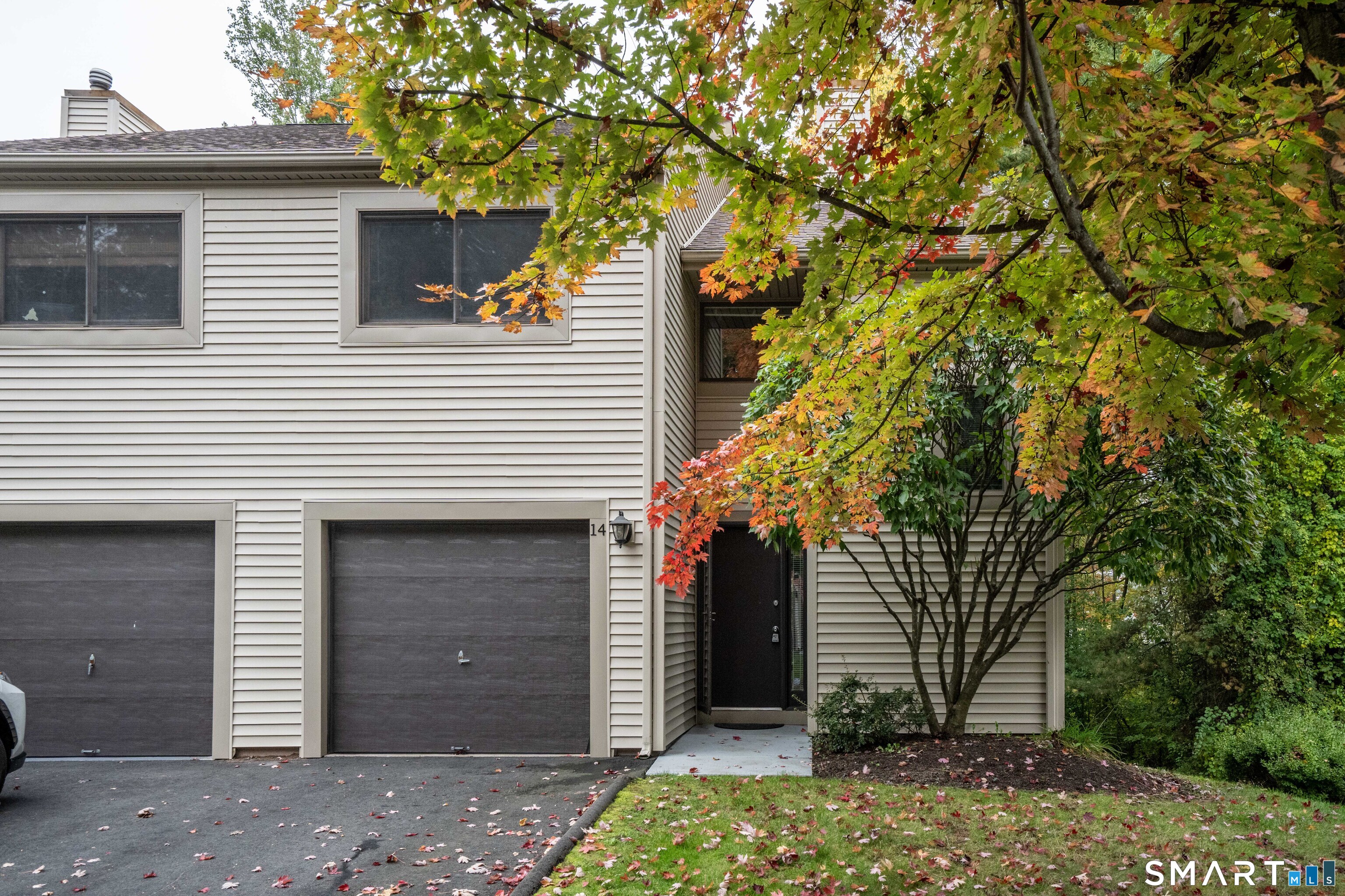 14 Woodbury Lane 14