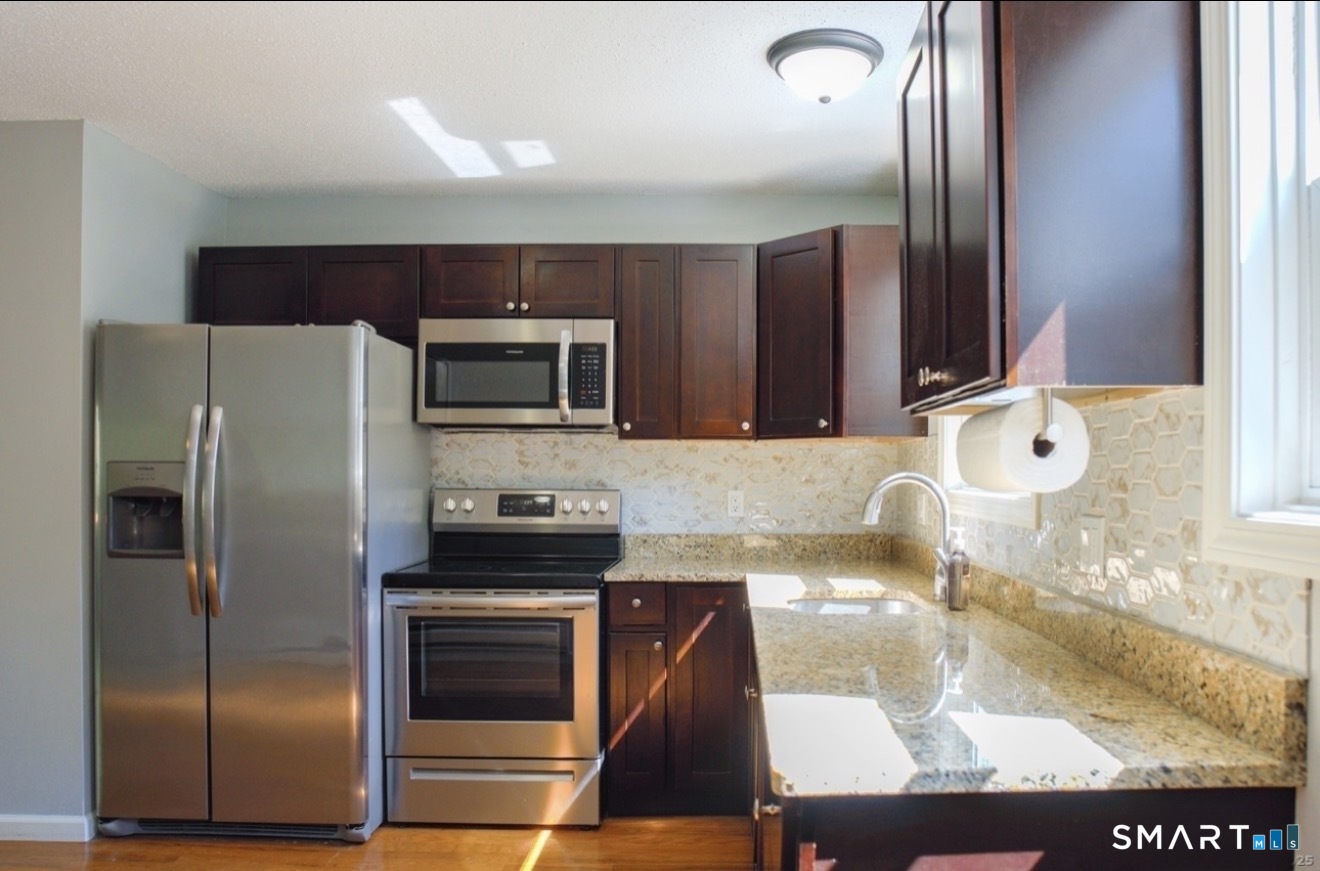 333 Hillside Avenue 8
