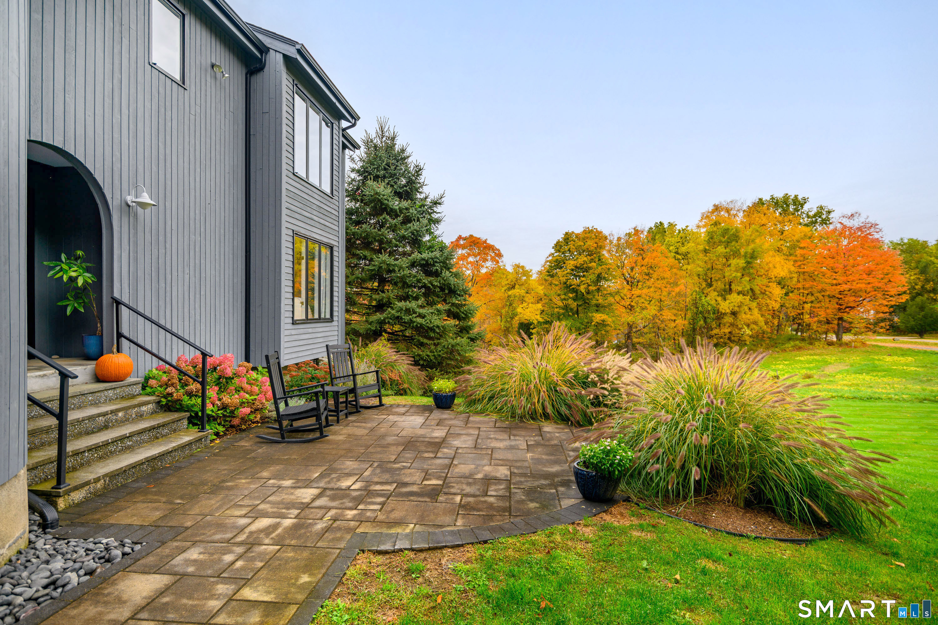 2 Anderson Road West
