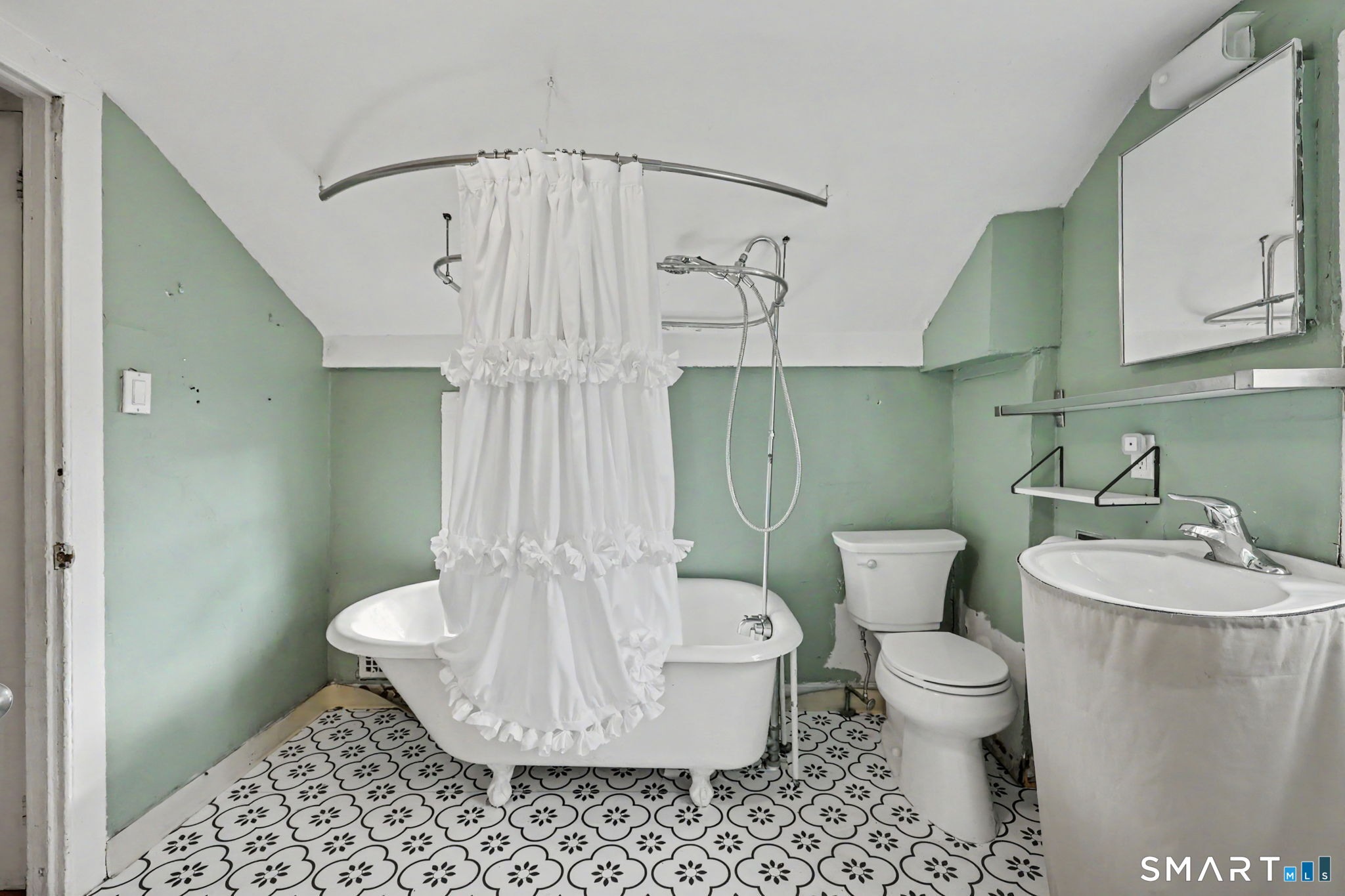 14 Tierney Street — photo 25