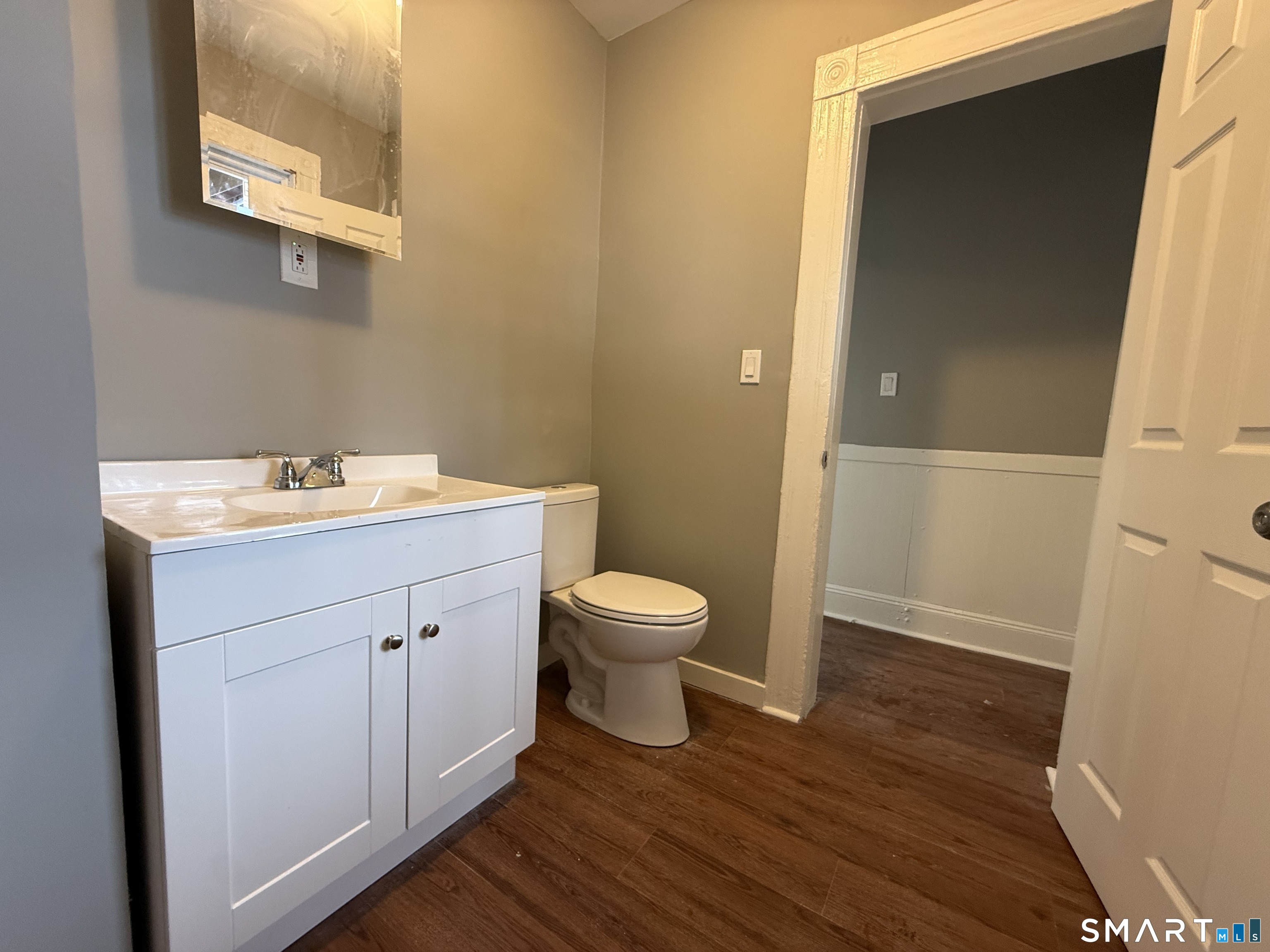Foto 7 de Apartamento en renta en 130 West Avenue #2, Stratford, CT — $1,995/mes