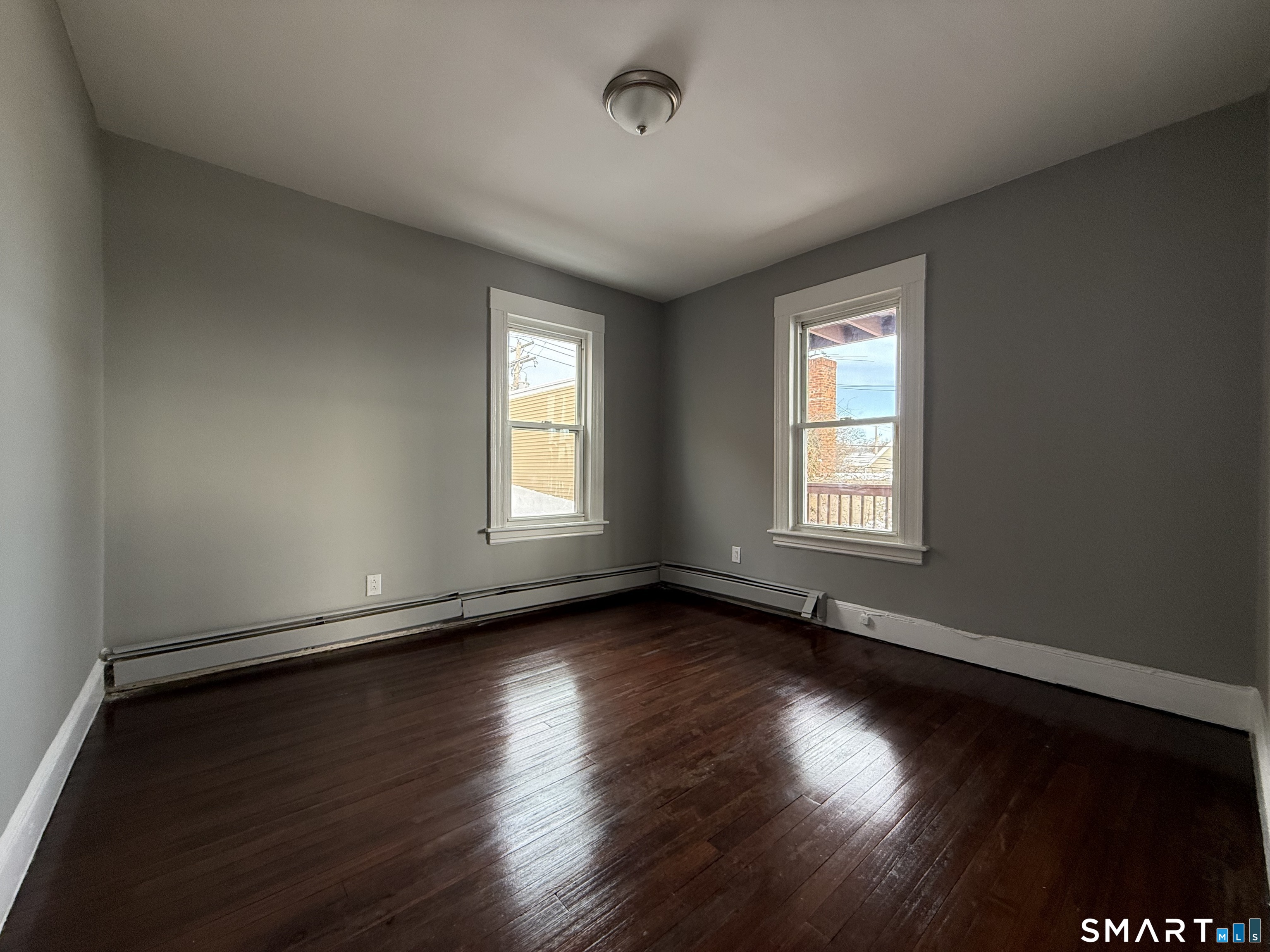Foto 9 de Apartamento en renta en 130 West Avenue #2, Stratford, CT — $1,995/mes