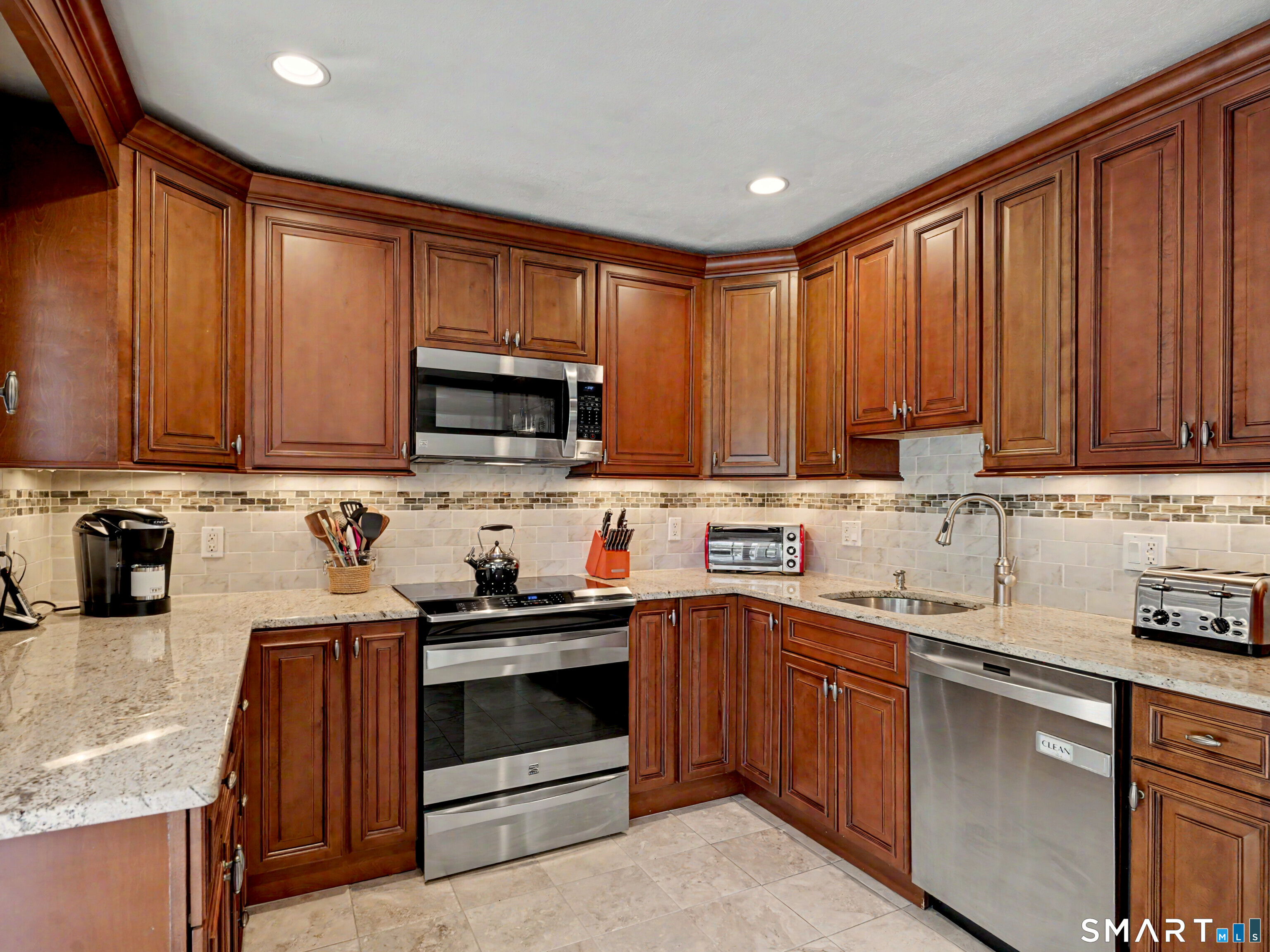 116 William Street — photo 11