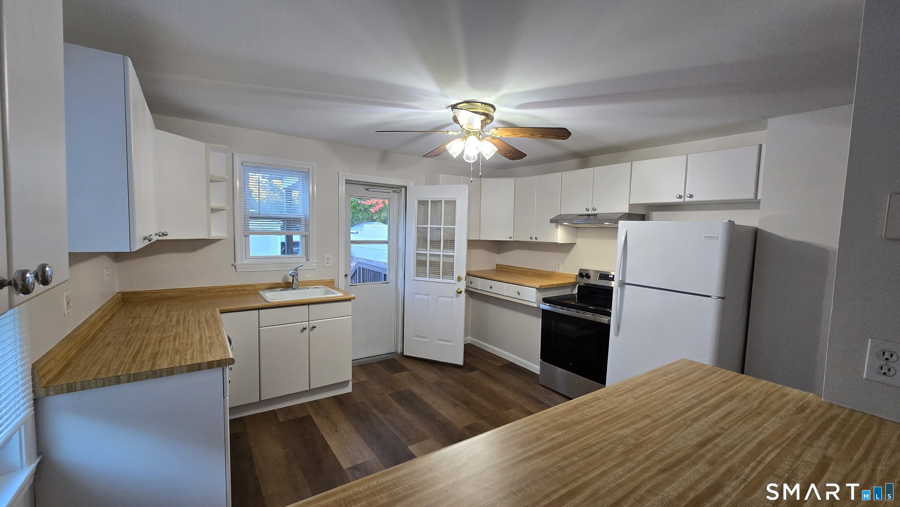 31 Mulberry Street, Stamford, Connecticut photo 3