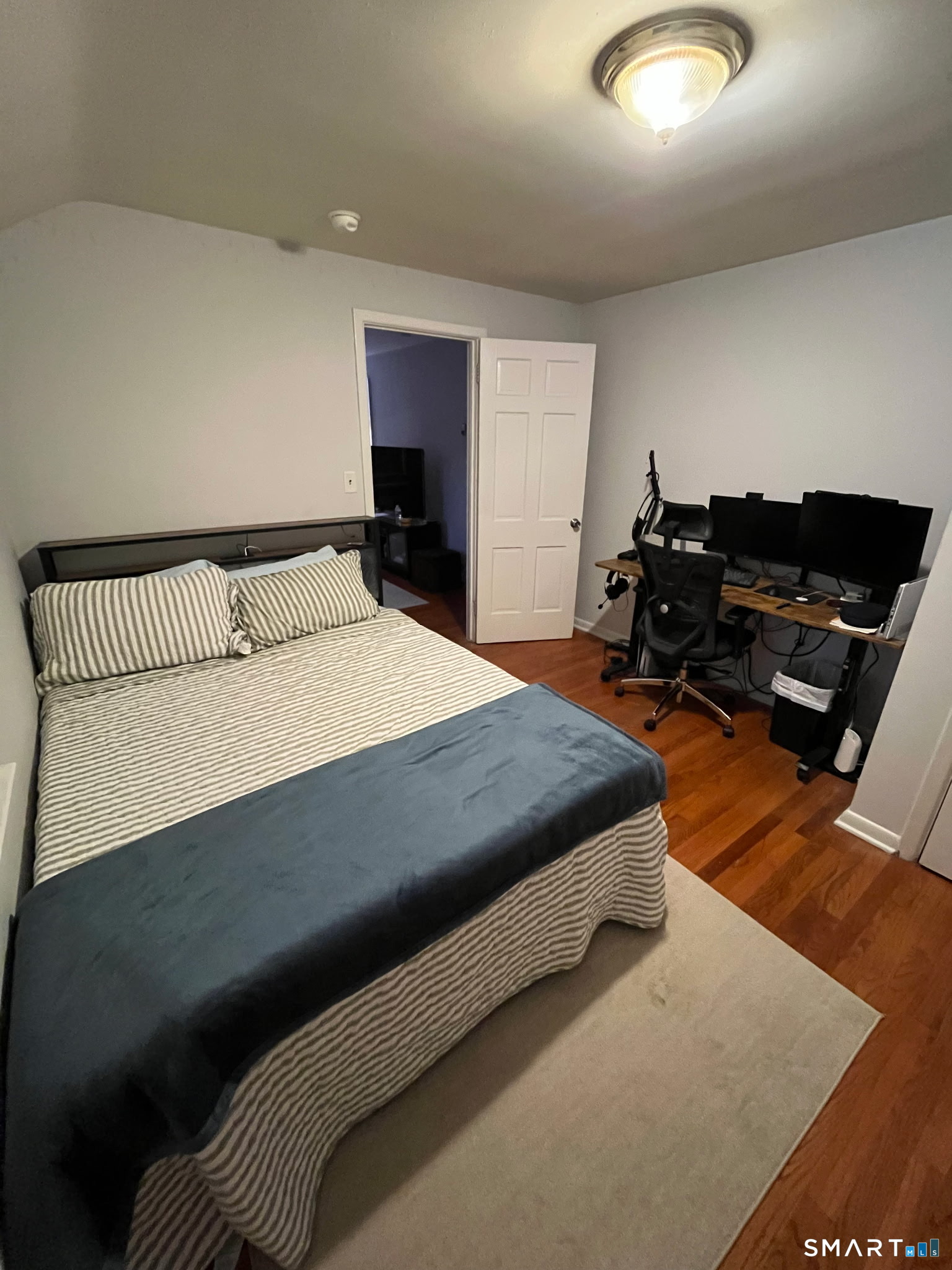 Foto 3 de Apartamento en renta en 34 Greenwood Avenue, Bethel, CT — $2,250/mes