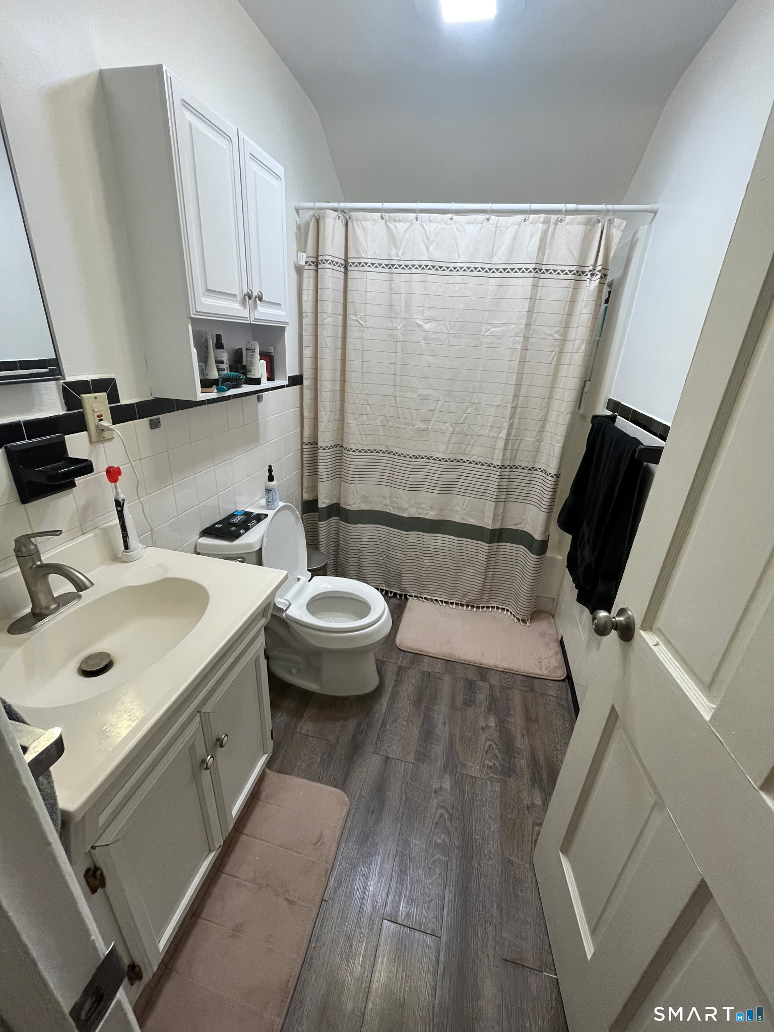 Foto 7 de Apartamento en renta en 34 Greenwood Avenue, Bethel, CT — $2,250/mes
