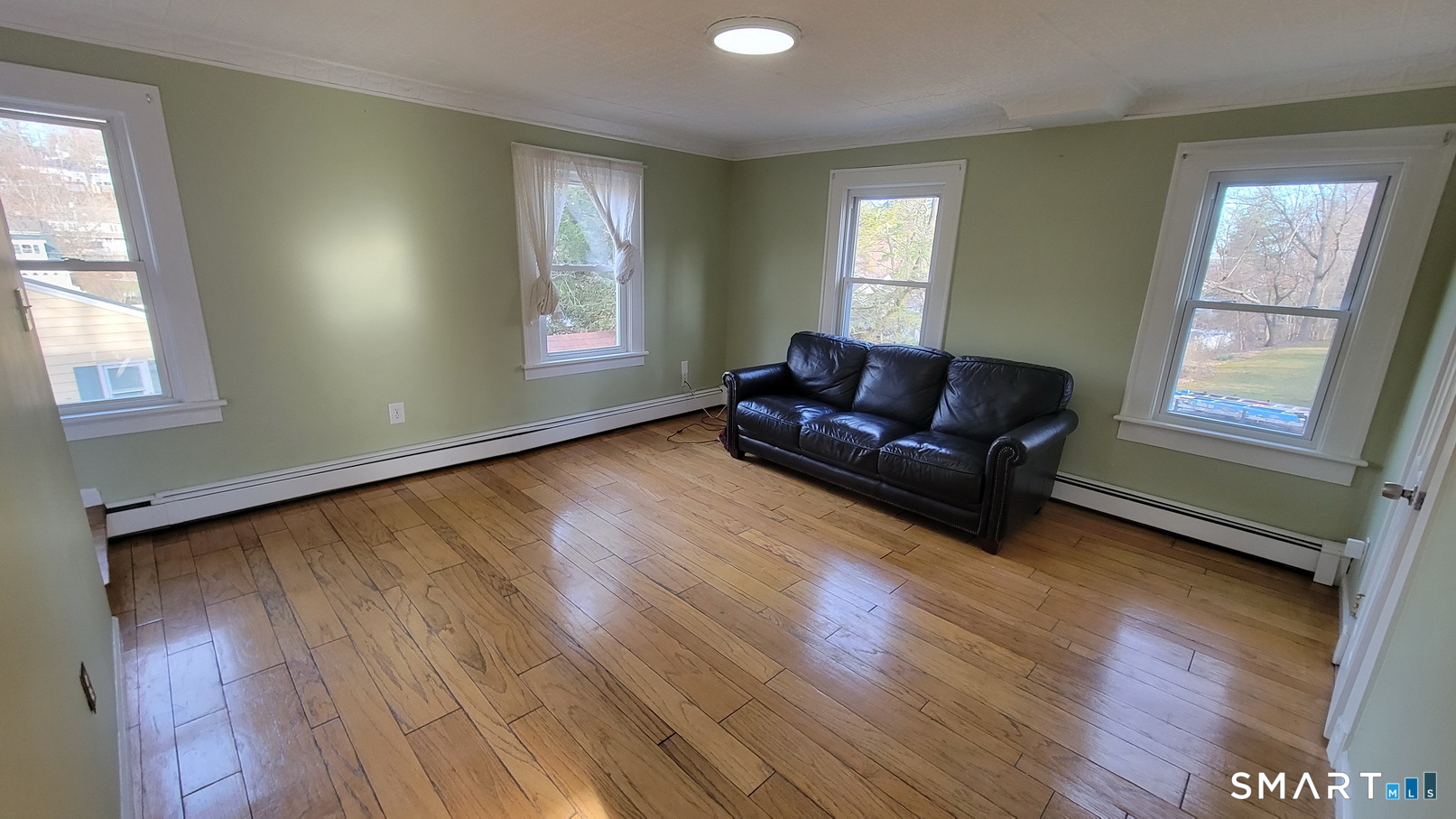 Foto 7 de Apartamento en renta en 32 Milwaukee Avenue, Bethel, CT — $2,850/mes