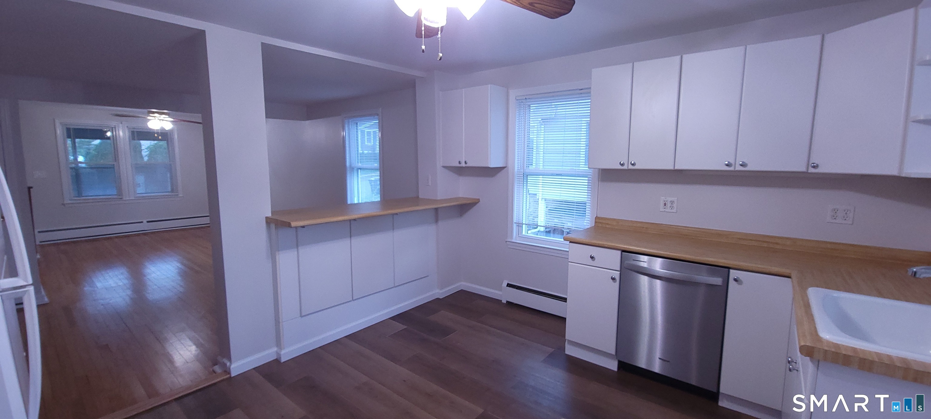 Foto 8 de Apartamento en renta en 31 Mulberry Street, Stamford, CT — $3,100/mes