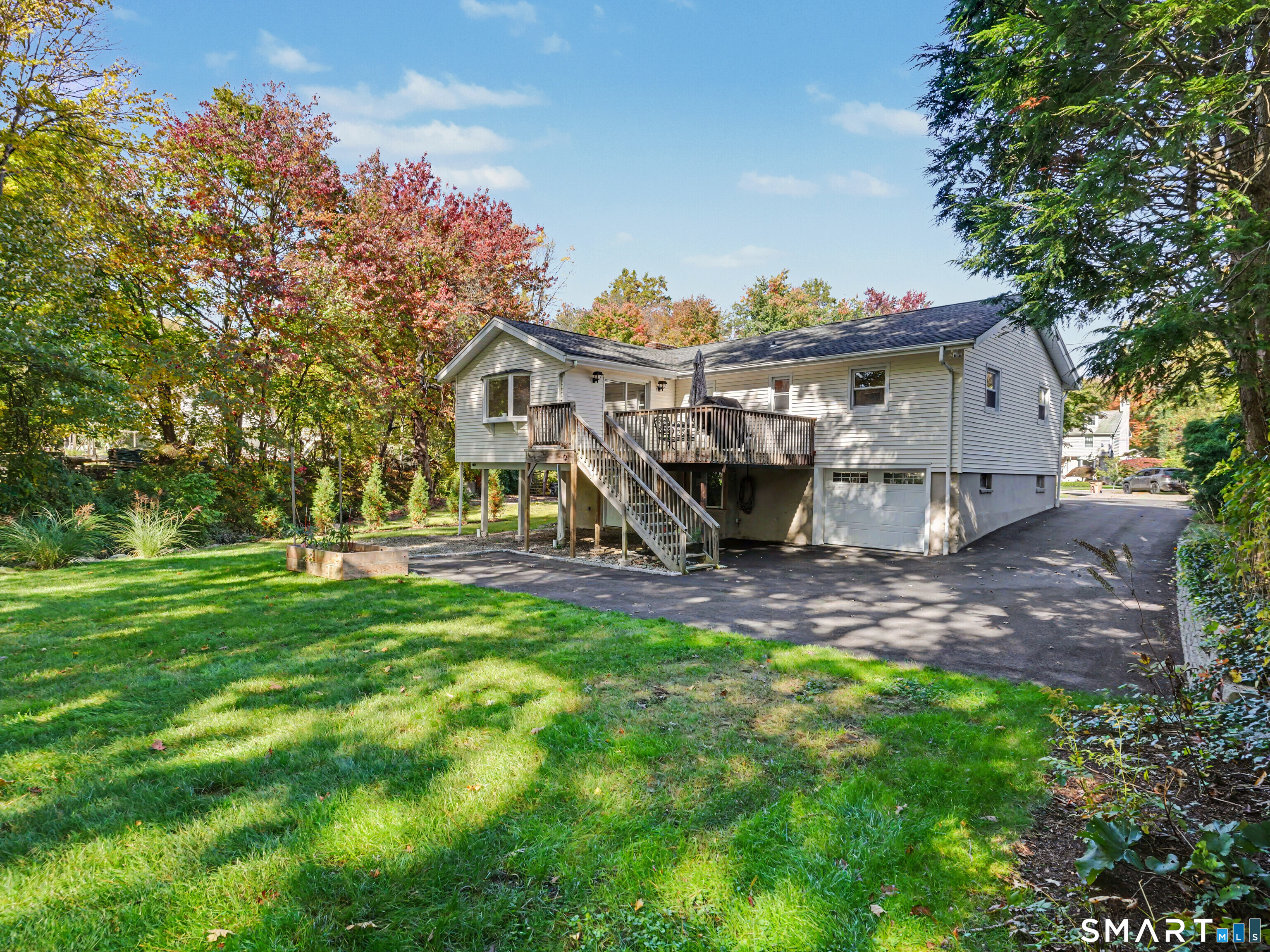 100 Fawn Drive — photo 31