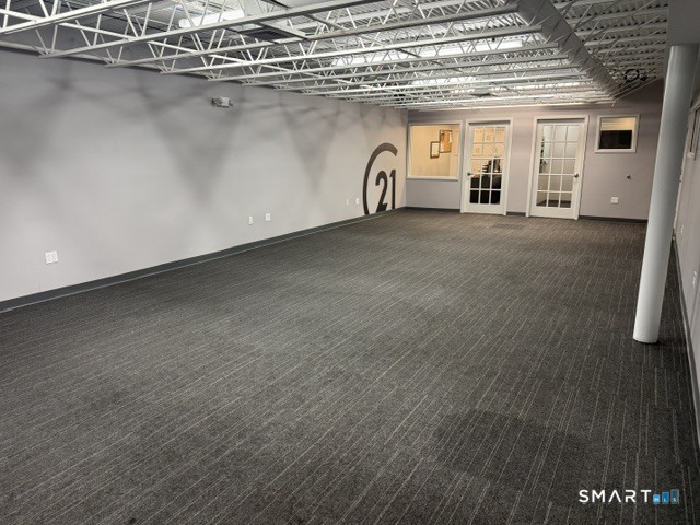 Foto 8 de Local comercial en renta en 3850 Main Street #Lower Level, Bridgeport, CT — $1,250/mes