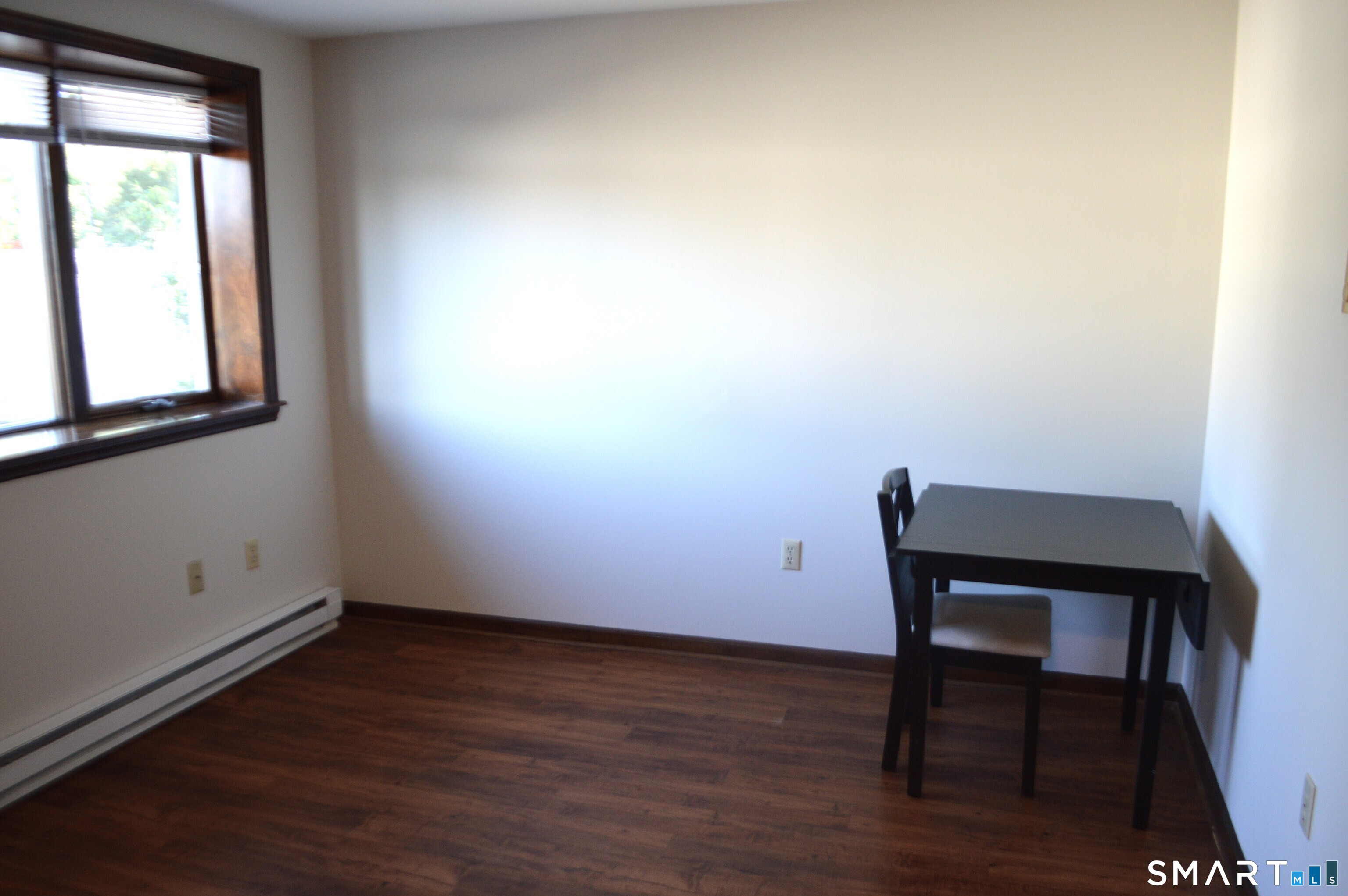Foto 4 de Apartamento en renta en 23 Hospital Avenue #Bldg 23B Apt - D, Danbury, CT — $1,400/mes