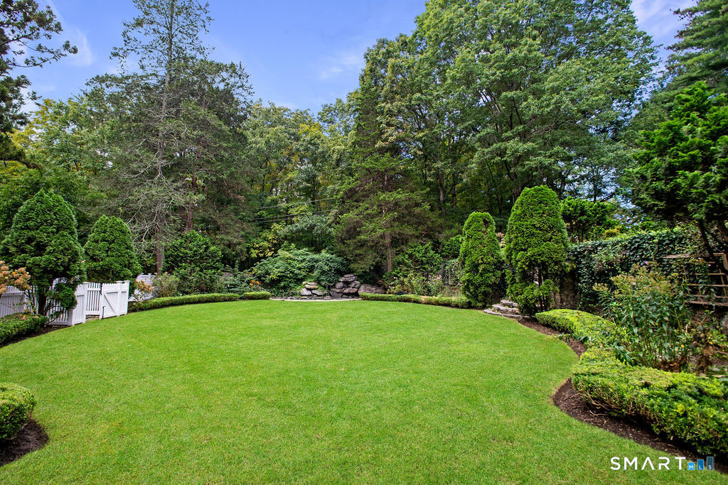 13 Lakeside Drive — photo 33