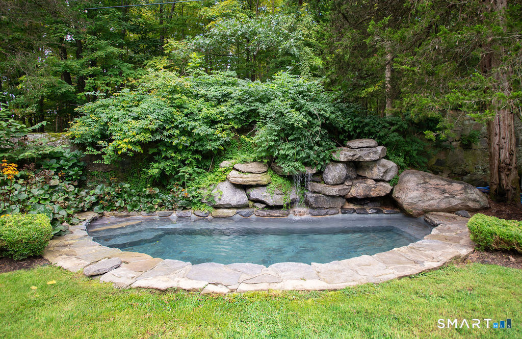 13 Lakeside Drive — photo 32