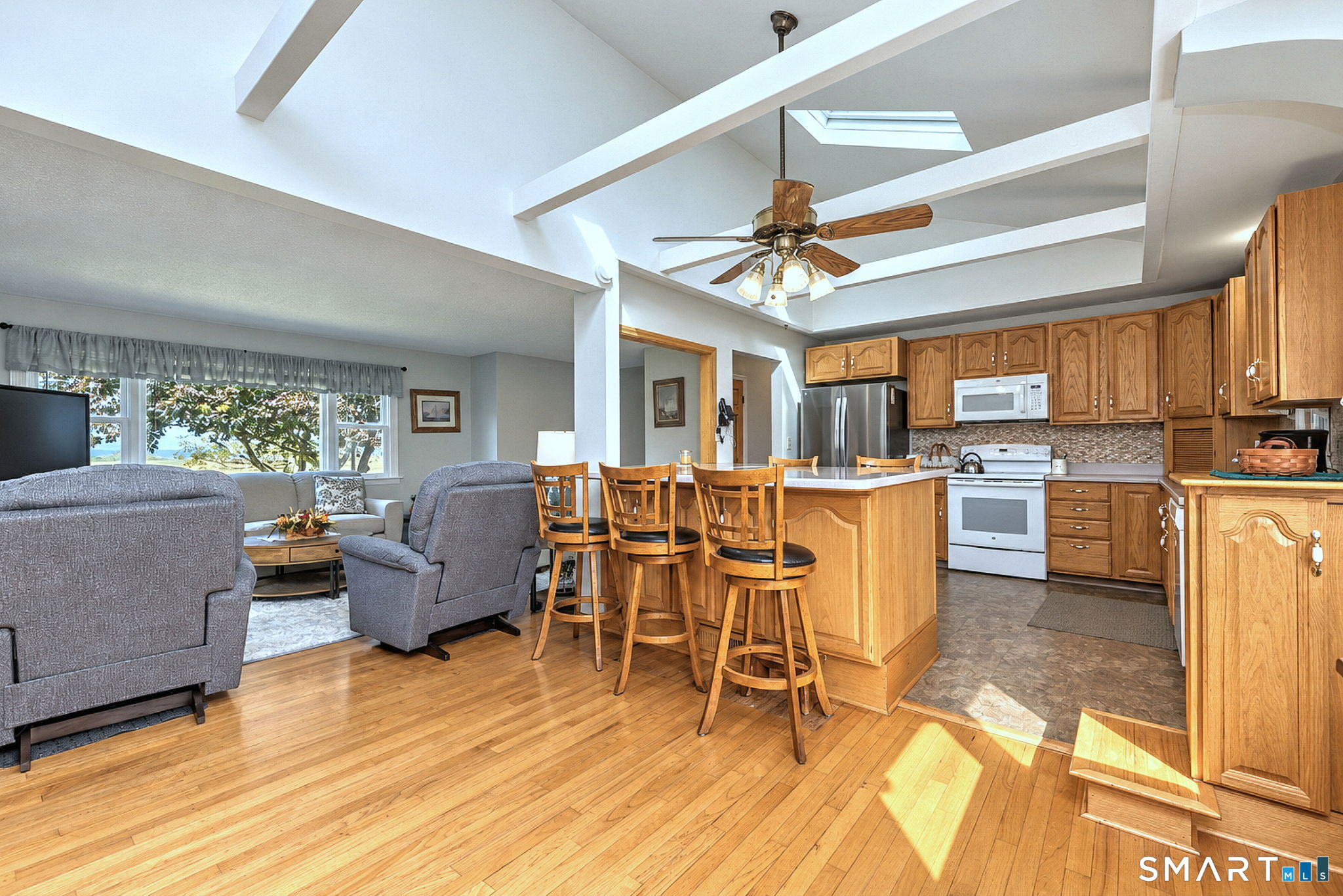 115 Oak Bluff photo 13