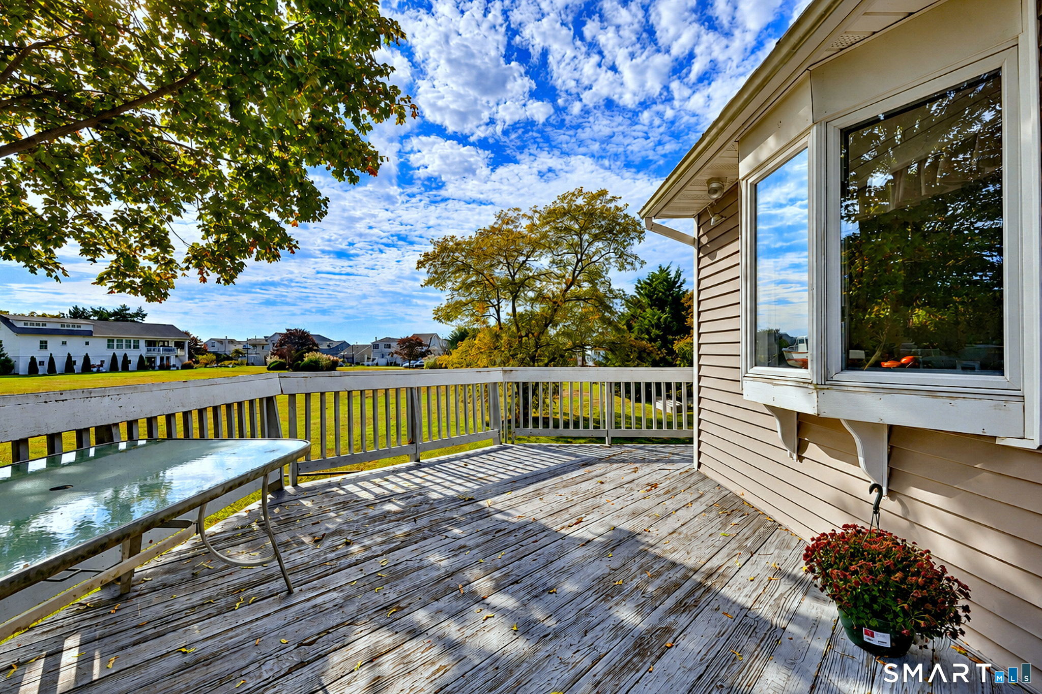 115 Oak Bluff photo 9