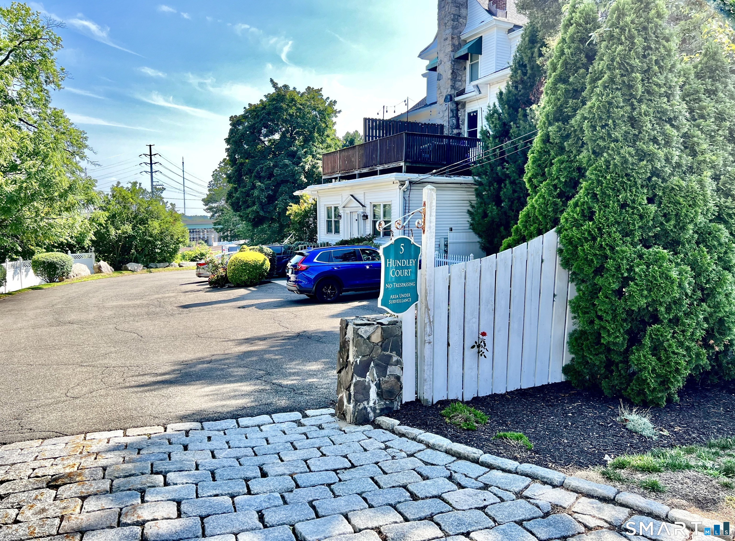 5 Hundley Court, Unit 1D — photo 25