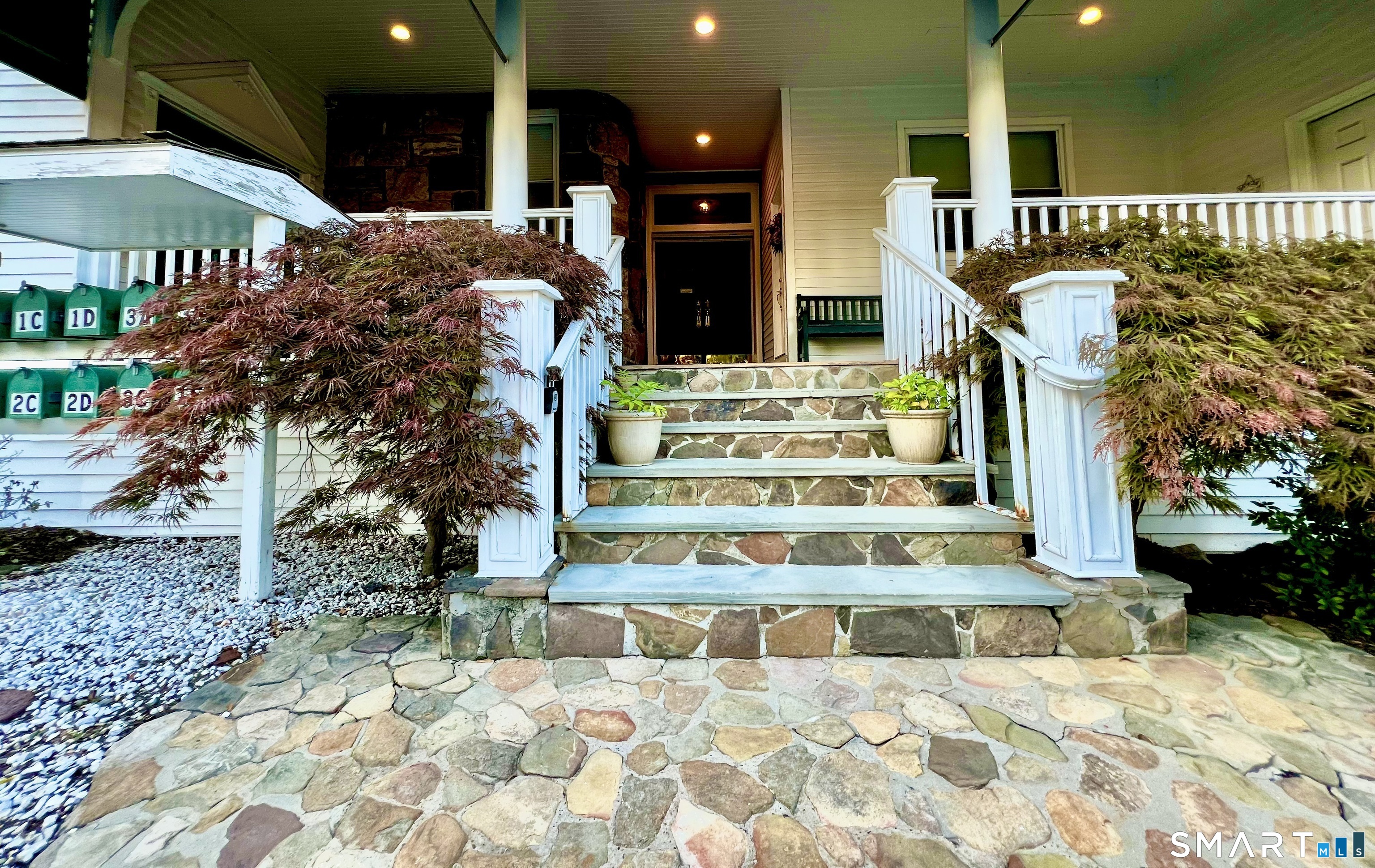 5 Hundley Court, Unit 1D — photo 27