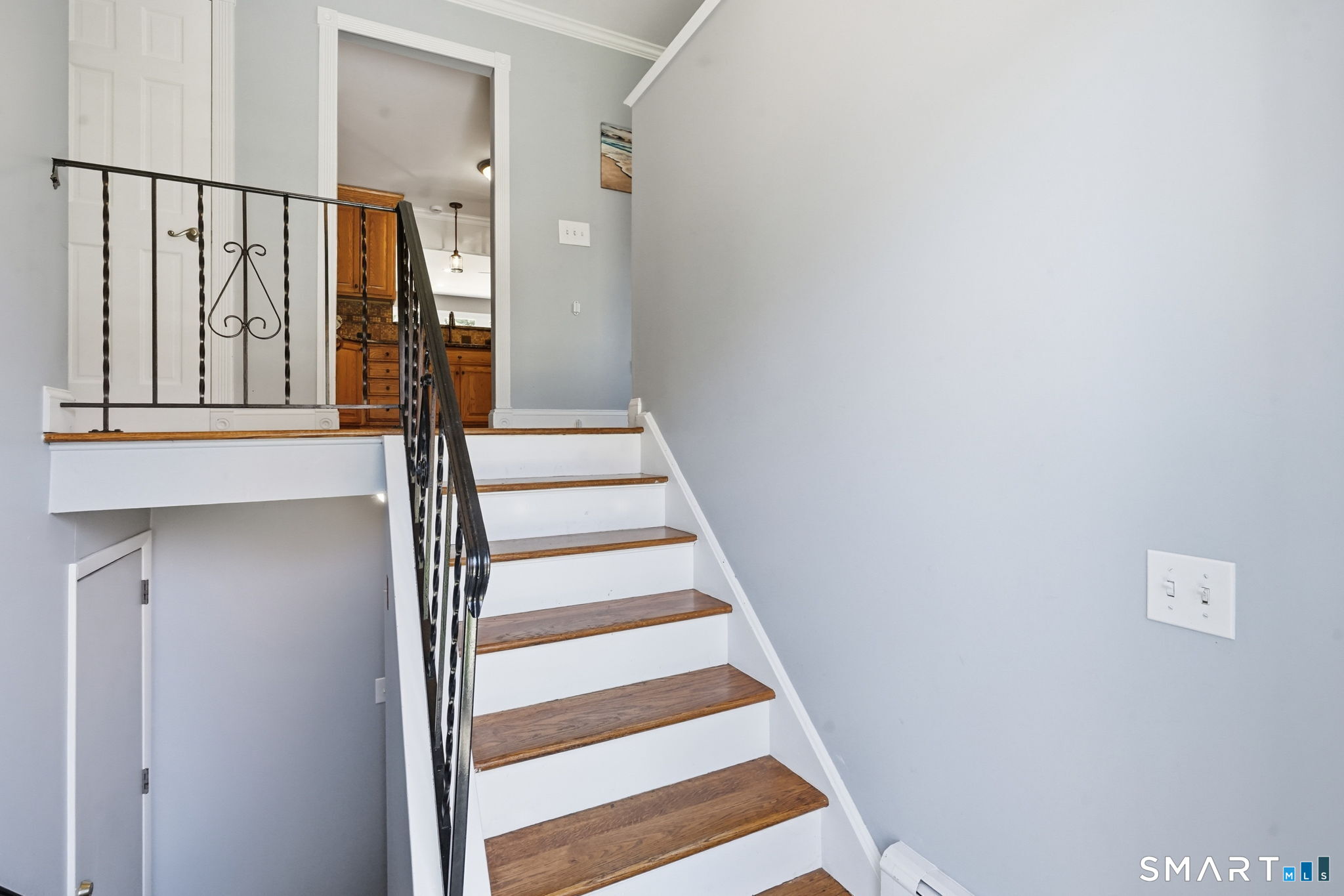 Foto 9 de Casa en venta en 552 Long Hill Avenue, Shelton, CT — $619,900